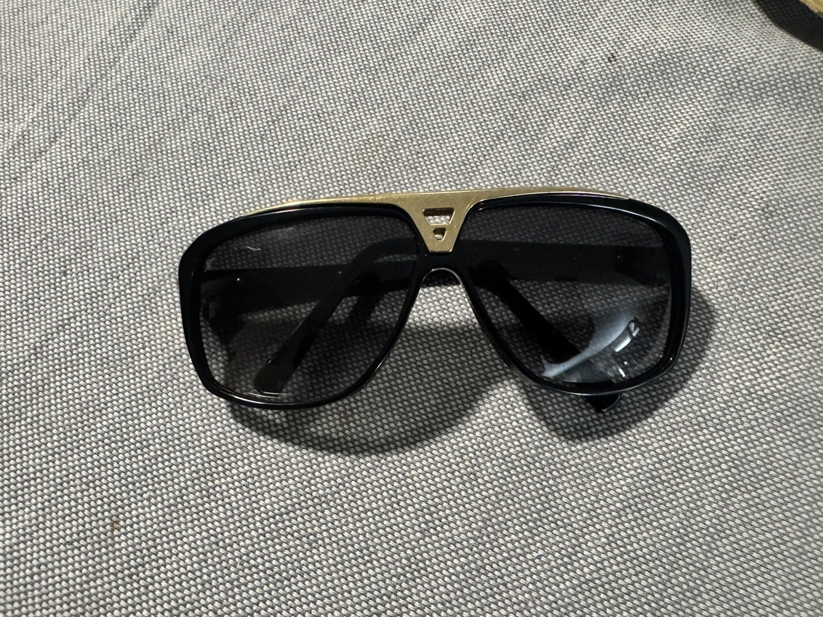 Louis Vuitton Louis Vuitton Evidence Sunglasses Size ONE SIZE - 1 Thumbnail