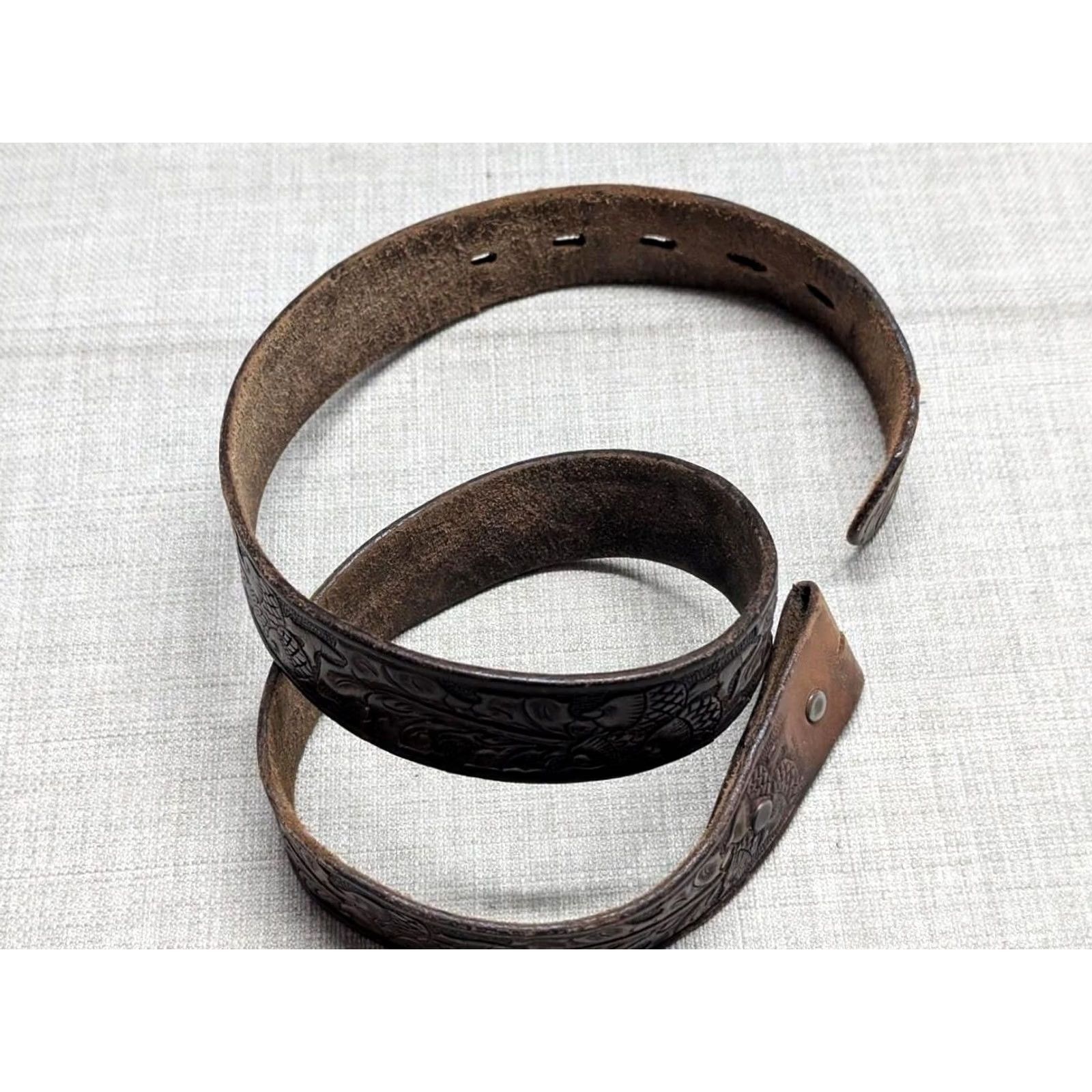 Vintage VINTAGE handcrafted ACORNS belt Tooled western buckle 1-3/8" cowhide leather brown 30 Men Belt Size 30 - 3 Thumbnail