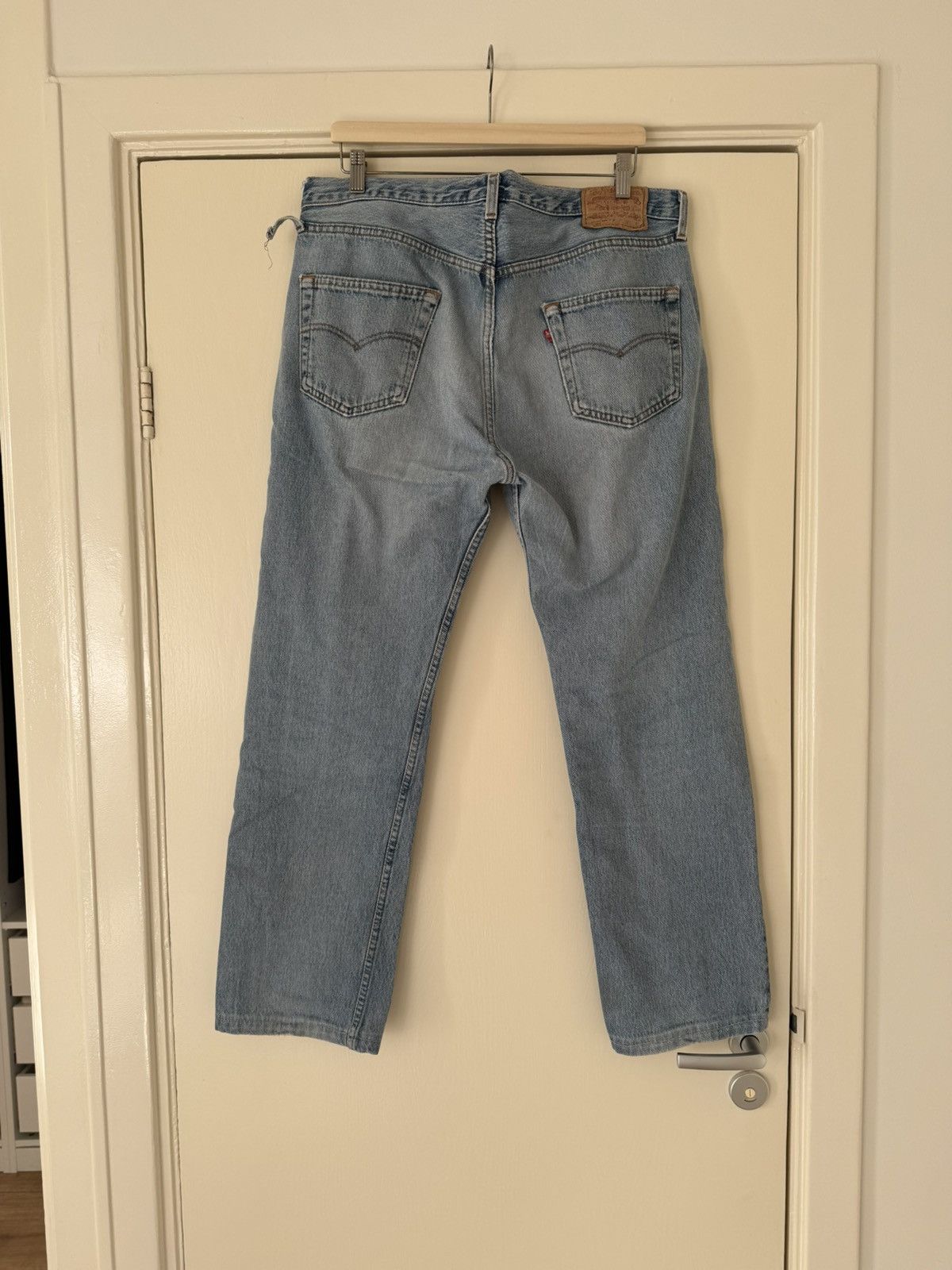 Levi's Vintage Levi’s 501 made in U.S.A. Size US 36 / EU 52 - 2 Thumbnail