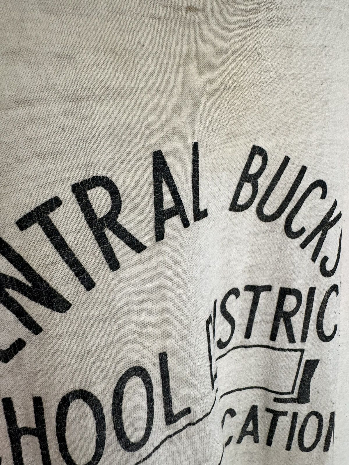 Vintage VINTAGE CENTRAL BUCKS SCHOOL DISTRICT PHYSICAL EDUCATION TEE Size US XL / EU 56 / 4 - 4 Thumbnail