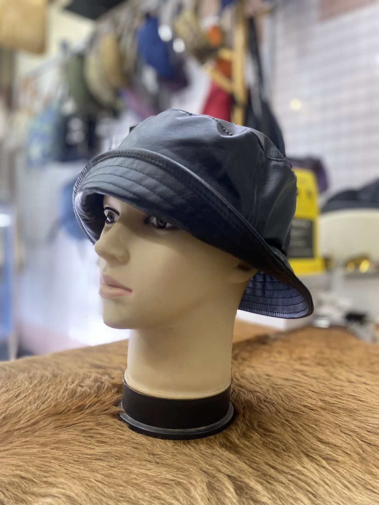 Zara ZARA FAUX LEATHER BUCKET HAT Size ONE SIZE - 2 Thumbnail