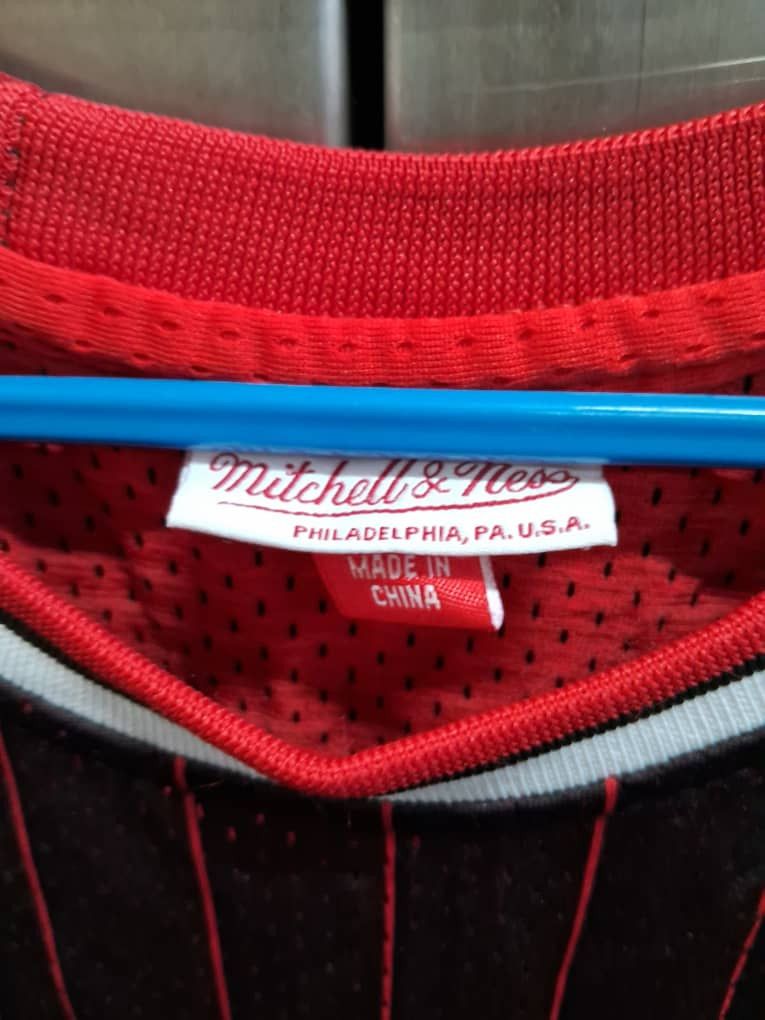 Mitchell & Ness Mitchell & ness Dennis Rodman 1995 - 96 Size US L / EU 52-54 / 3 - 5 Thumbnail