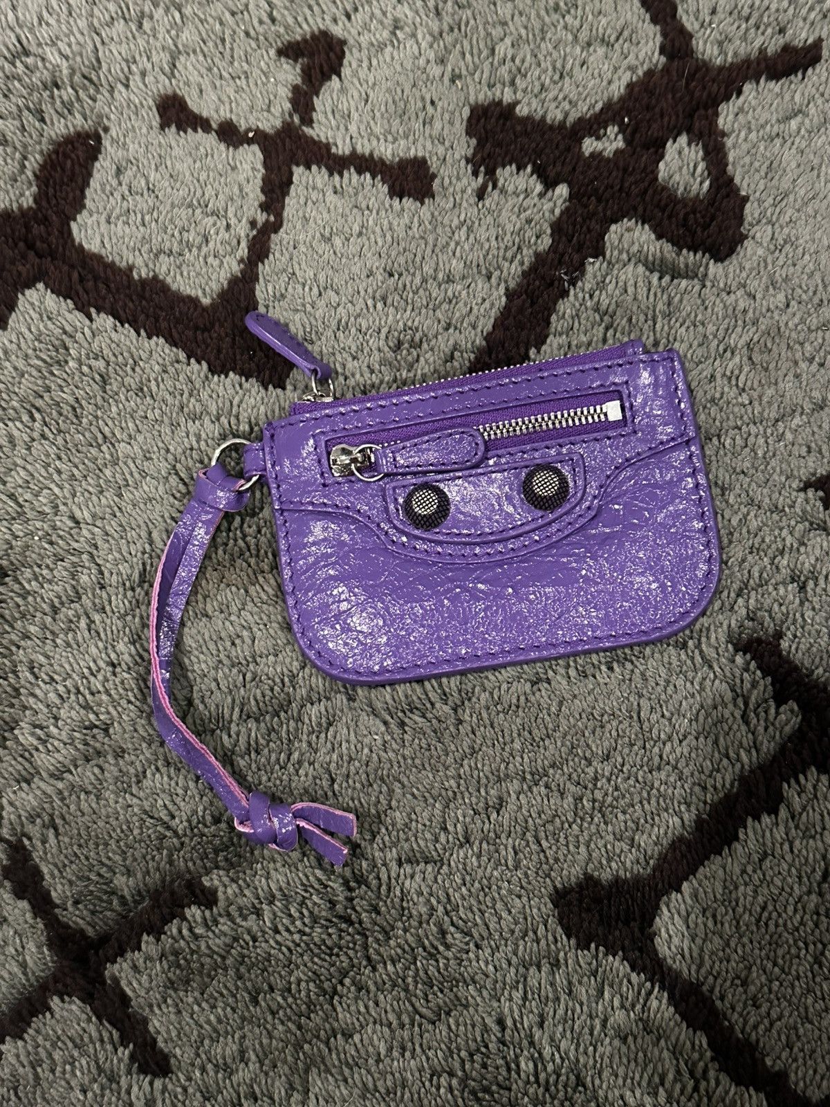 Balenciaga Purple Le Cagole Coin Holder in Arena Lambskin Size ONE SIZE - 1 Thumbnail