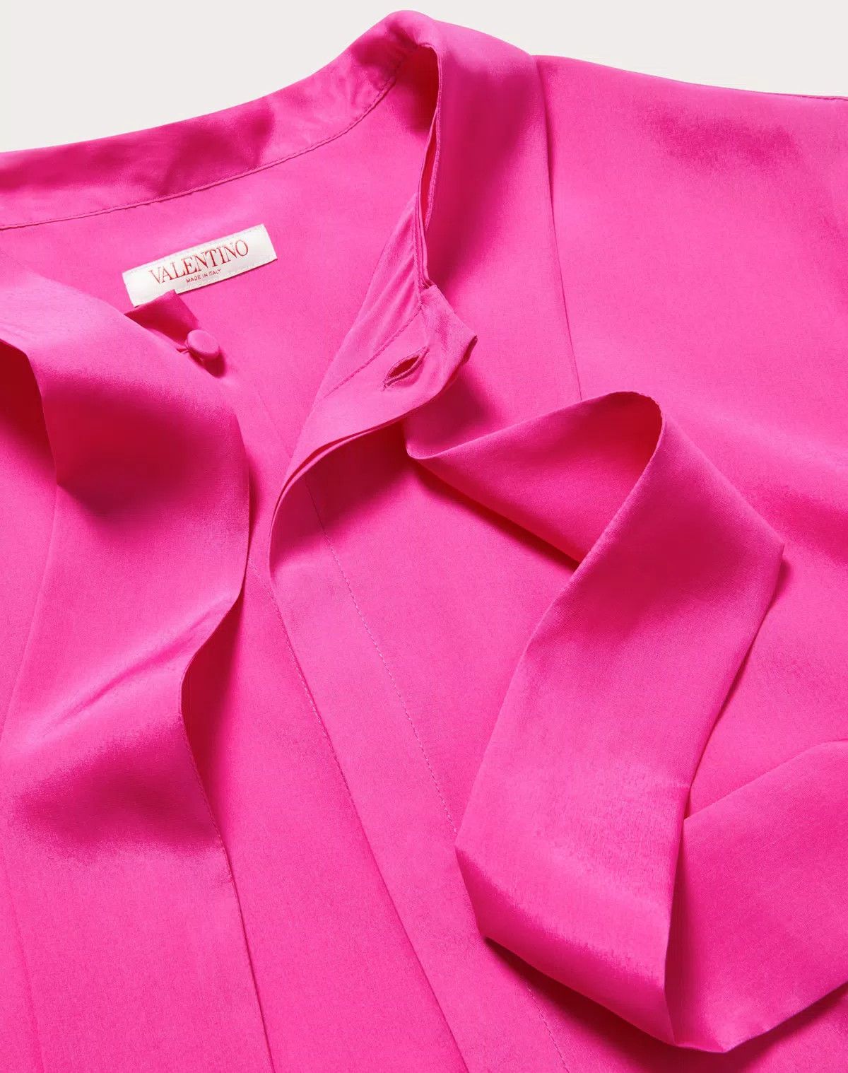 Valentino oc11z0725 Silk Shirt With Scarf Detail At Neck in Pink Size US XXL / EU 58 / 5 - 7 Thumbnail
