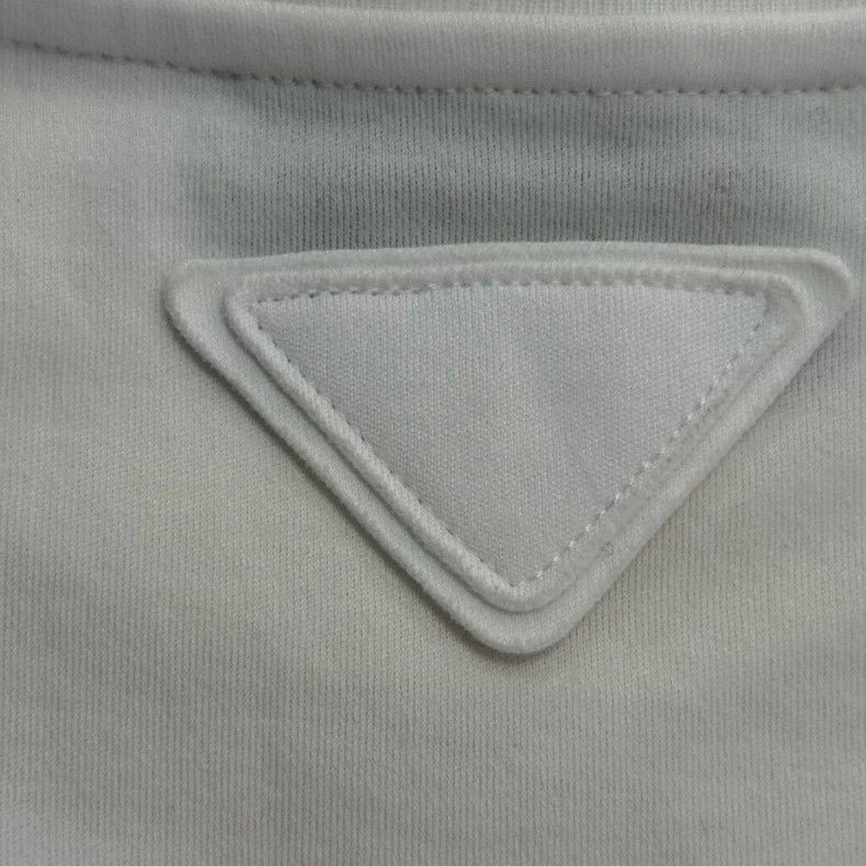 Prada Prada White heavy industry bead logo triangle label short-s Size US S / EU 44-46 / 1 - 9 Thumbnail