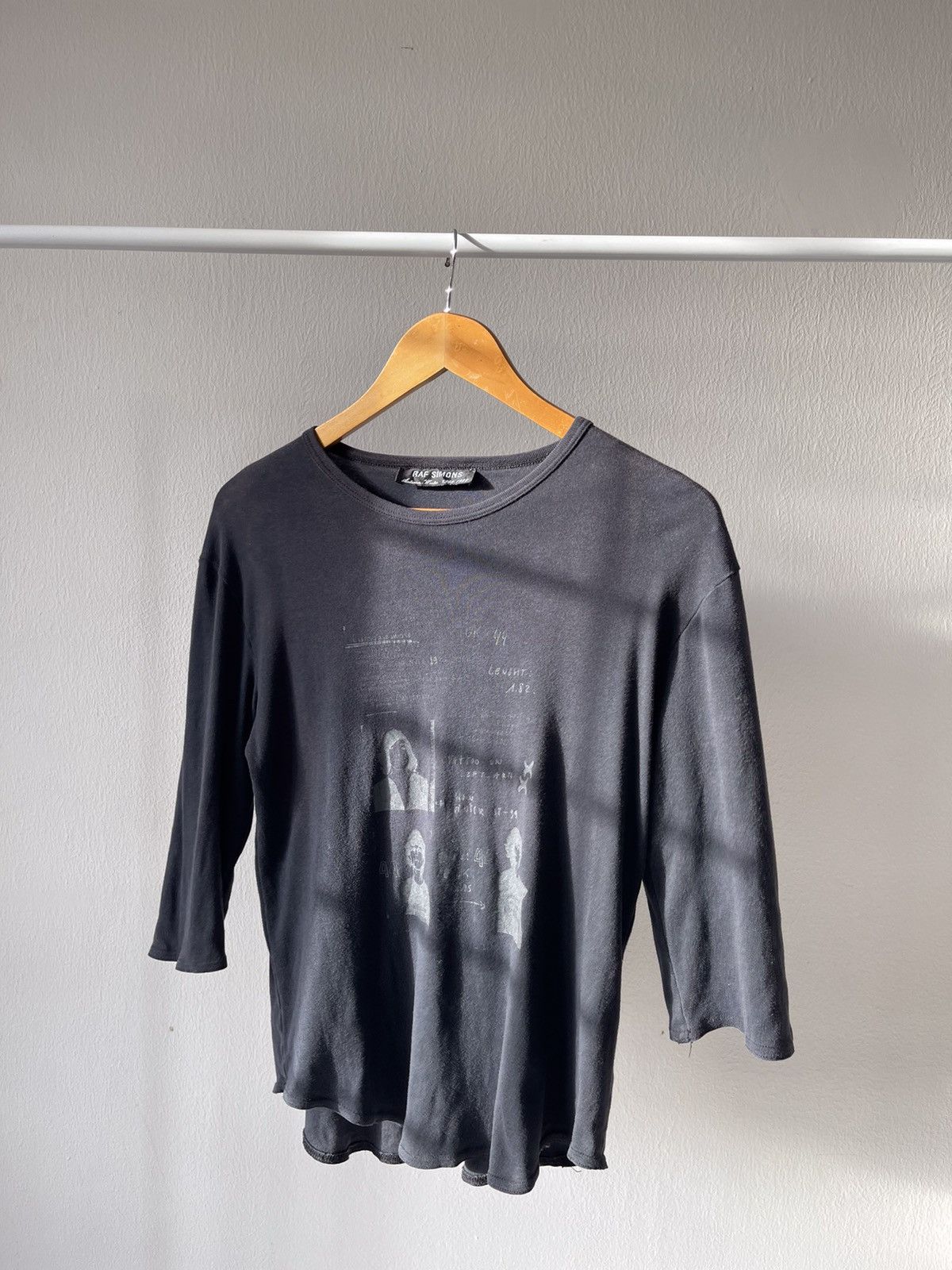 Raf Simons Rare 1998-1999 Raf Simons Casting Print Raglan Tee Size US S / EU 44-46 / 1 - 14 Thumbnail