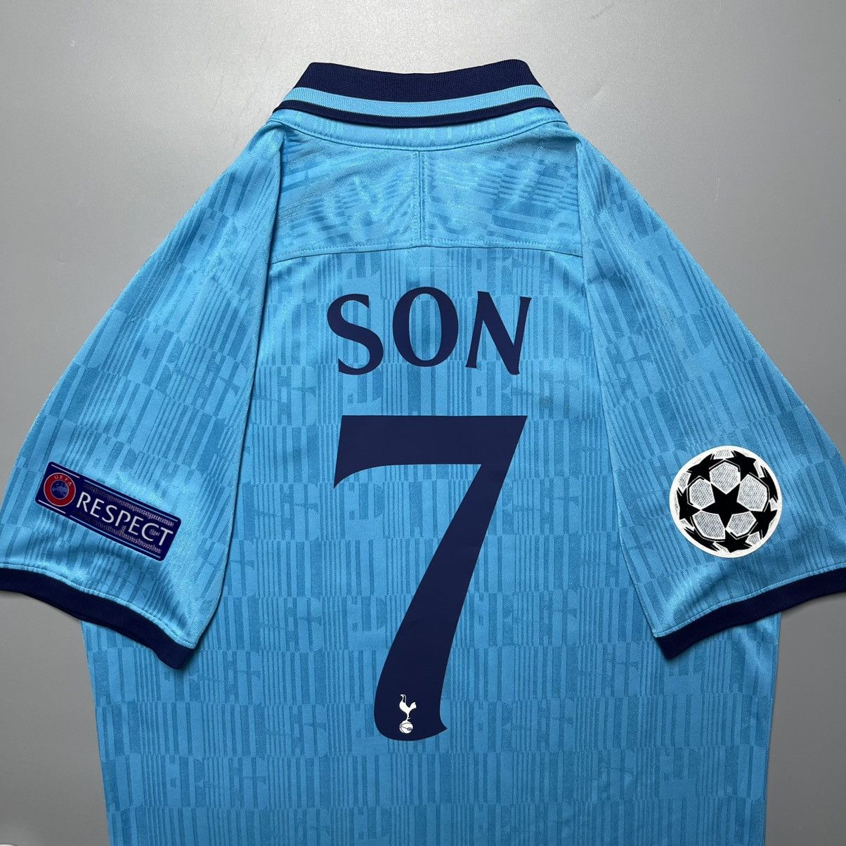 Nike TOTTENHAM NIKE 2019/2020 FOOTBALL THIRD JERSEY #7 SON Size US M / EU 48-50 / 2 - 9 Thumbnail