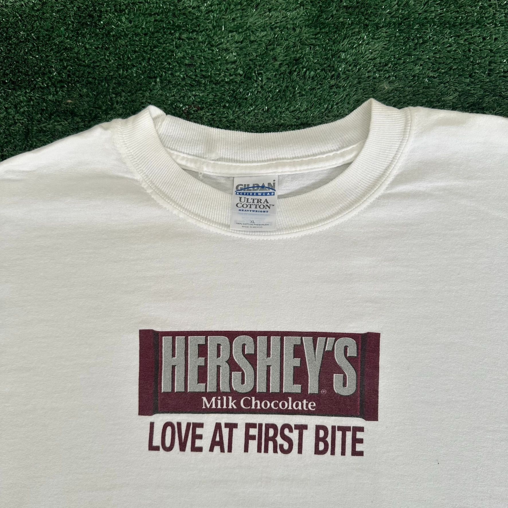 Vintage Vintage 90s Hershey's Chocolate Slogan T-Shirt Promo Humor L Size US XL / EU 56 / 4 - 2 Thumbnail