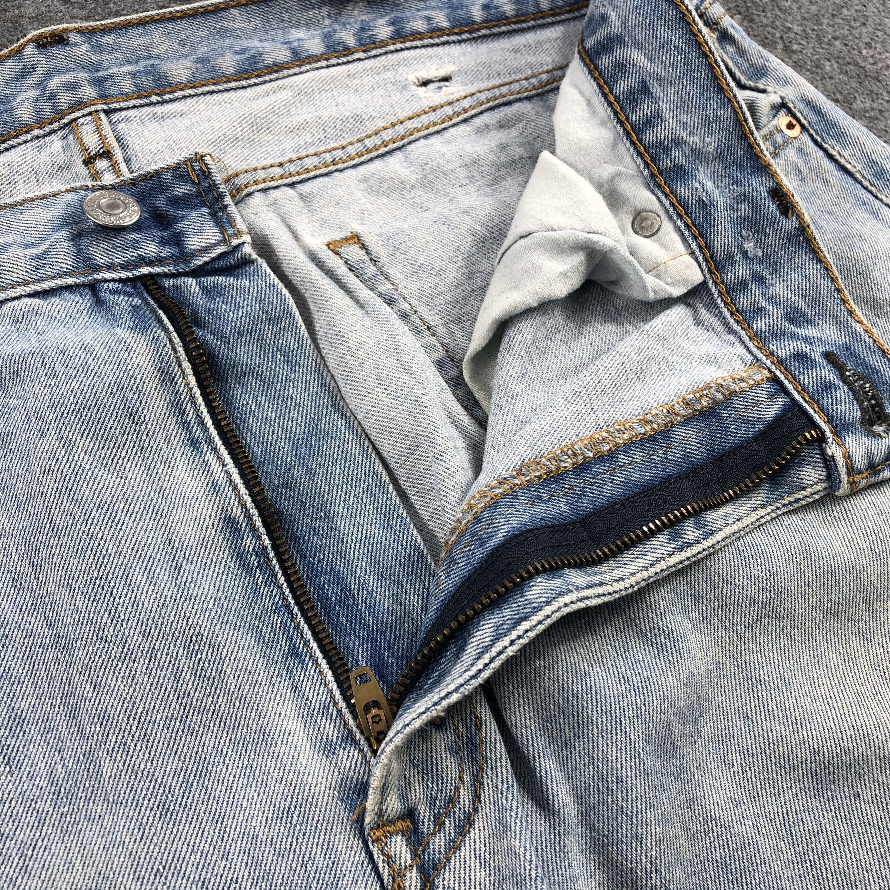 Levi's × Vintage Vintage Light Wash Levis 505 Jeans-JM1415 Size US 39 - 10 Thumbnail