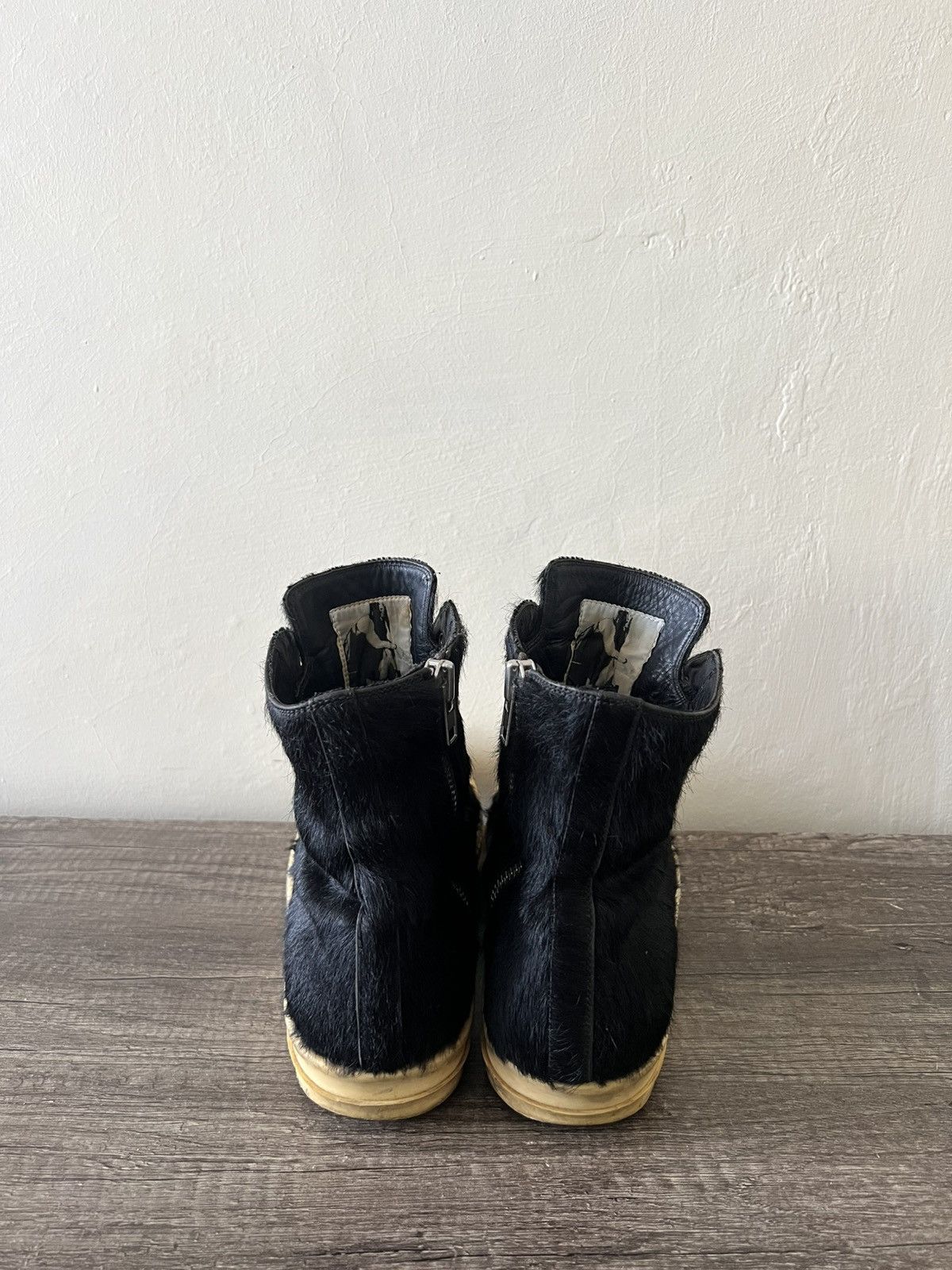 Rick Owens RICK OWENS PONY HAIR RAMONES HIGHTOP– BLACK/MILK Size US 7 / EU 40 - 13 Thumbnail