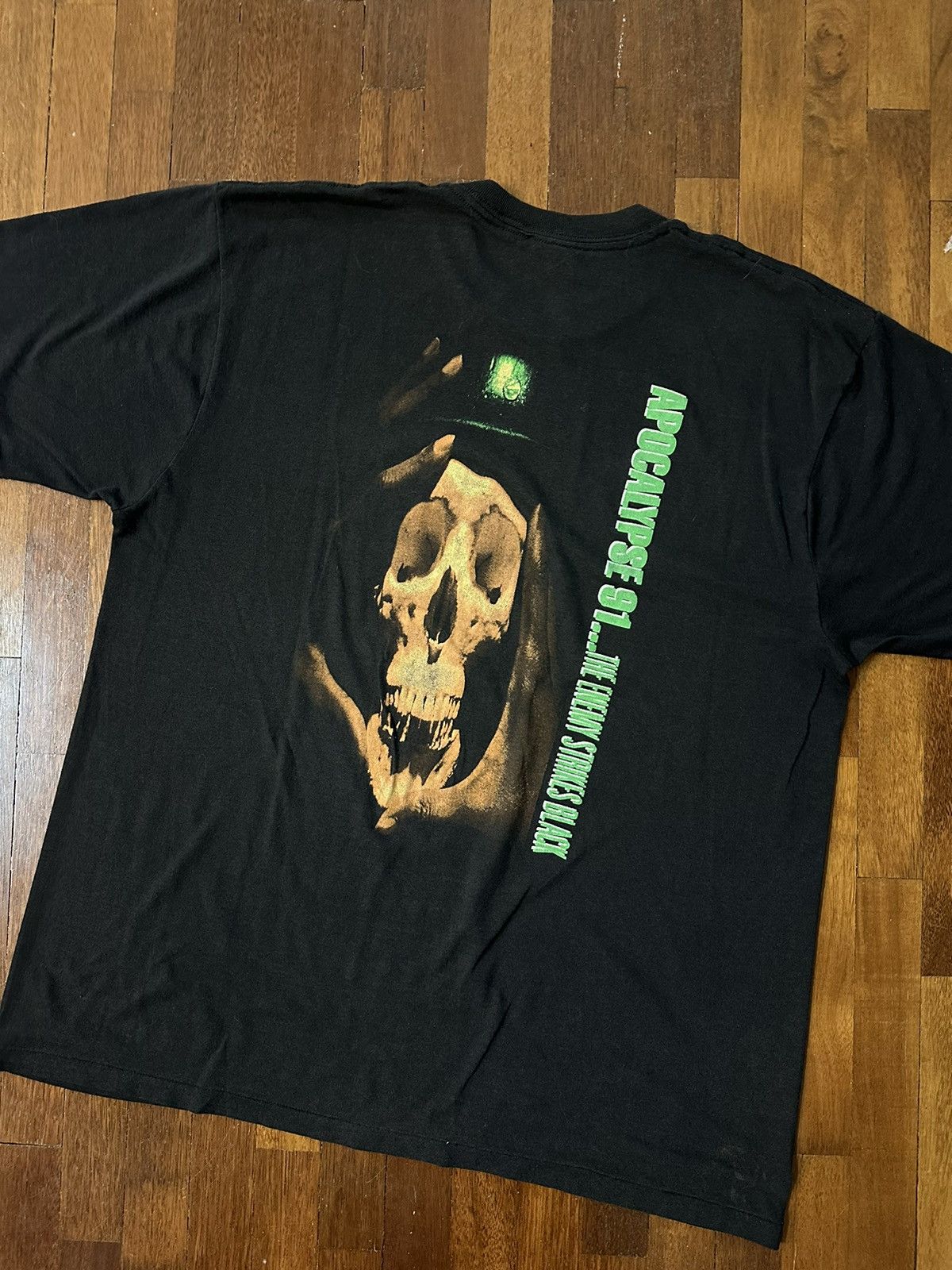 Public Enemy 🌟GRAILED🌟 BACKSTAGE PASS PUBLIC ENEMY APOCALYPSE 1991 Size US XL / EU 56 / 4 - 4 Thumbnail