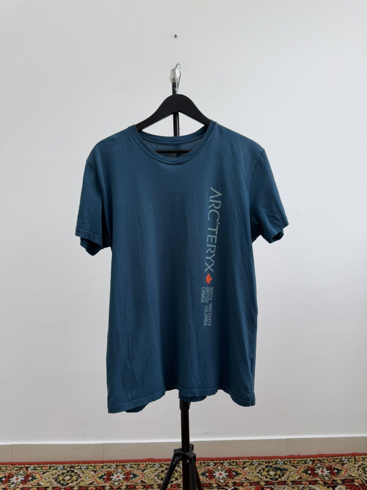 Arc'teryx Arc'terix Outdoor Gorpcore Style Men's Logo T-Shirt Size US M / EU 48-50 / 2 - 1 Thumbnail