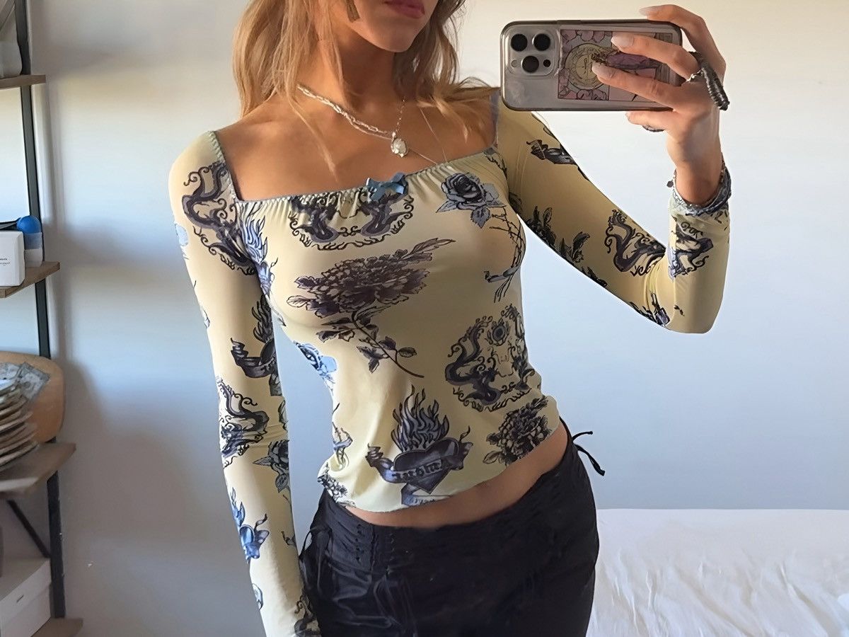 Roberto Cavalli × Vintage Roberto Cavallo 2003 Tattoo collection Longsleeve Galliano Size XS / US 0-2 / IT 36-38 - 2 Thumbnail