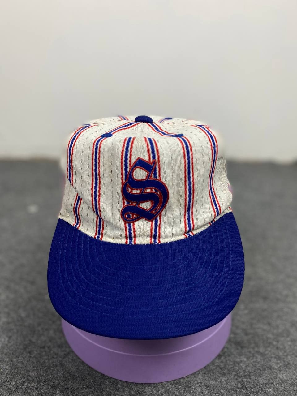 Descente × Japanese Brand × Vintage vintage descente pinstriped snapback cap nice design Size ONE SIZE - 1 Thumbnail