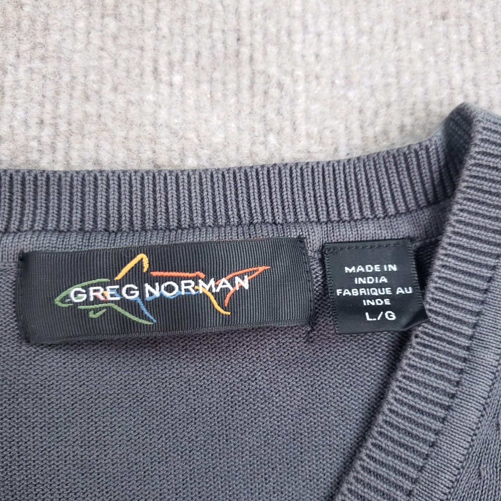 Vintage Greg Norman Golf Sweater Mens Large Gray V-Neck Pullover Long Sleeve Casual Cotton Size US L / EU 52-54 / 3 - 5 Thumbnail