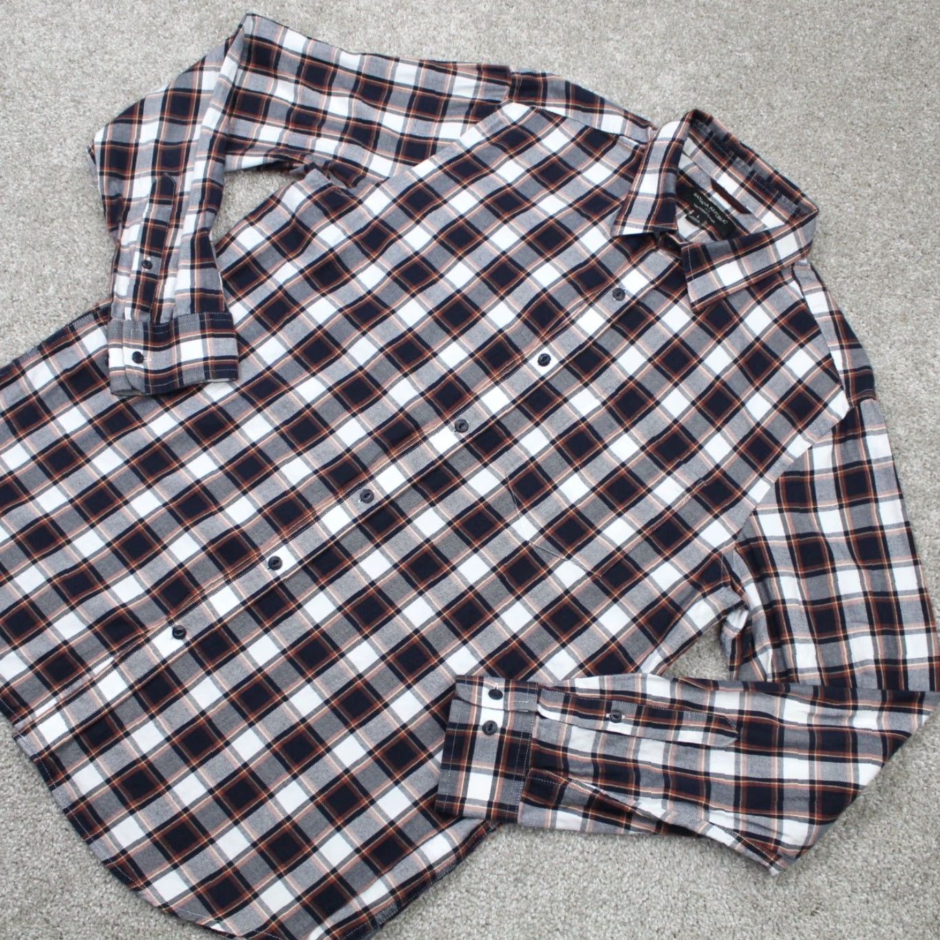 Banana Republic Banana Republic Shirt Mens Large Red/Blue Lightweight Flannel Long Sleeve Cotton Button-Up Plaid Classic Preppy Size US L / EU 52-54 / 3 - 4 Thumbnail