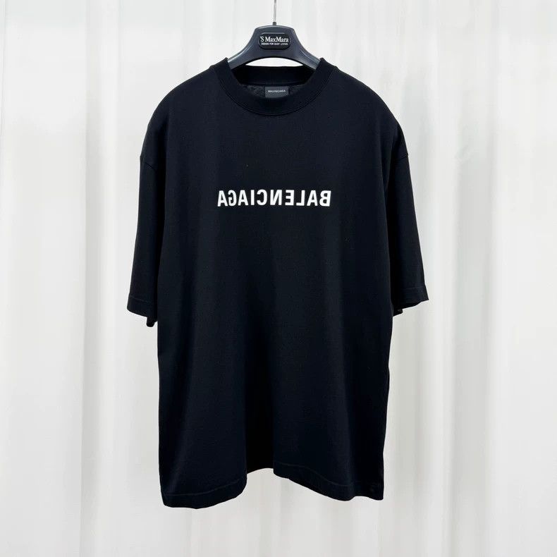 Balenciaga Balenciaga Reversed printed monogram short sleeves Size US XS / EU 42 / 0 - 1 Thumbnail
