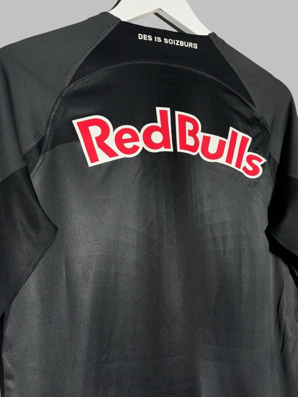 Nike NWT Nike Red Bull Salzburg 2022/23 Goalkeeper Jersey Y2k Size US M / EU 48-50 / 2 - 5 Thumbnail