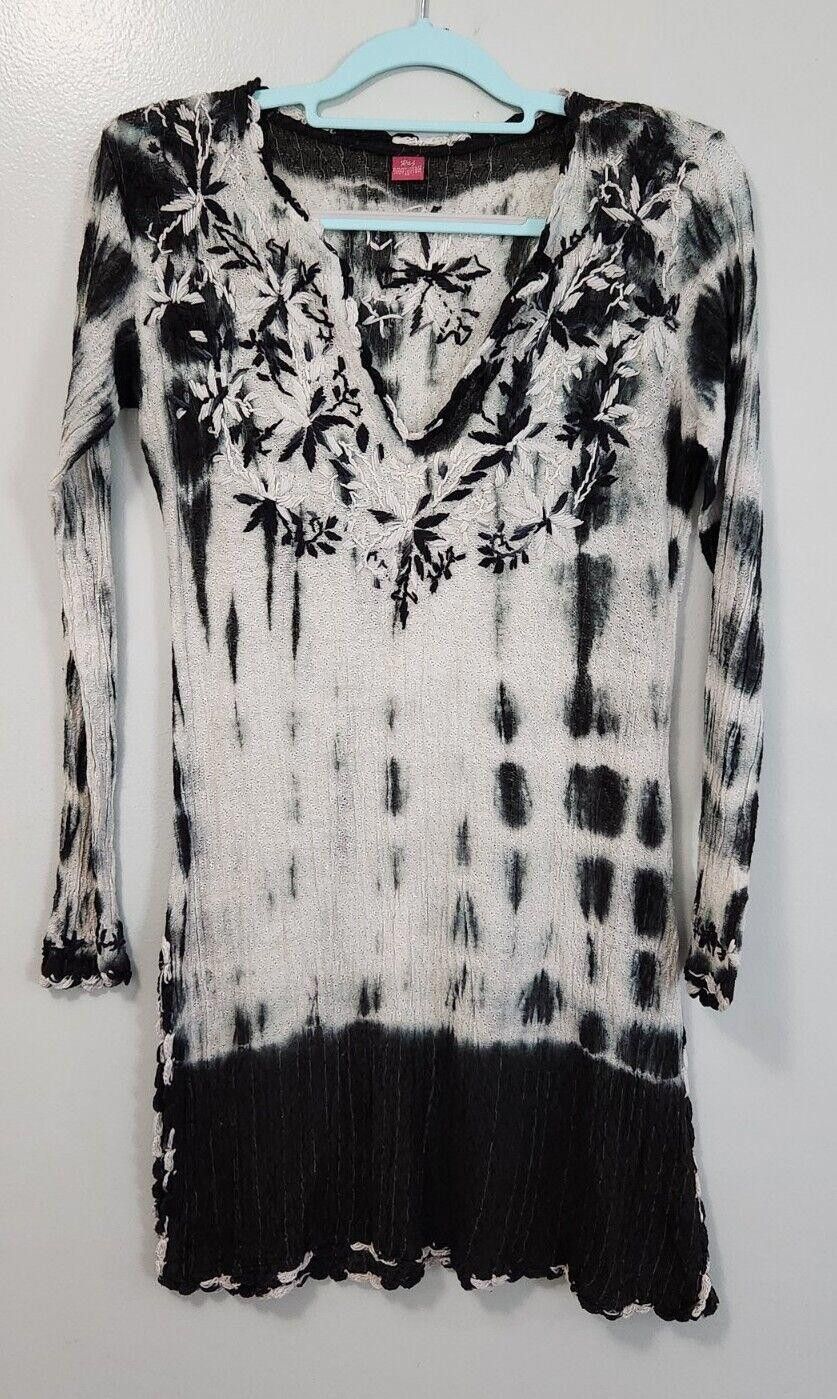 Vaz Rajan Raj Swimsuit Cover Up Medium Crochet Knit Black White Boho Size ONE SIZE - 1 Thumbnail