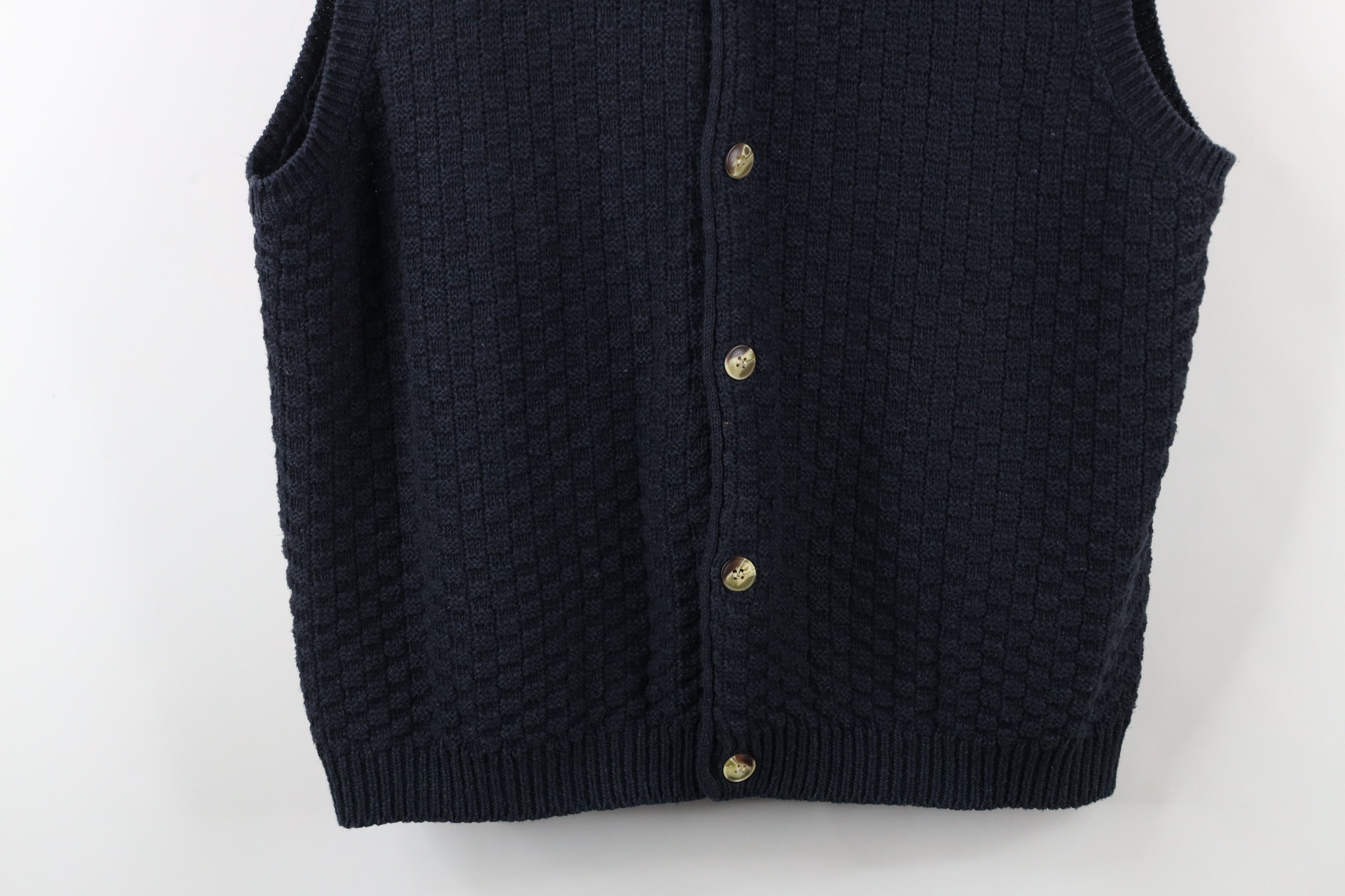 Vintage Vintage 90s Streetwear Cross Weave Knit Sweater Vest Blue Size US L / EU 52-54 / 3 - 3 Thumbnail