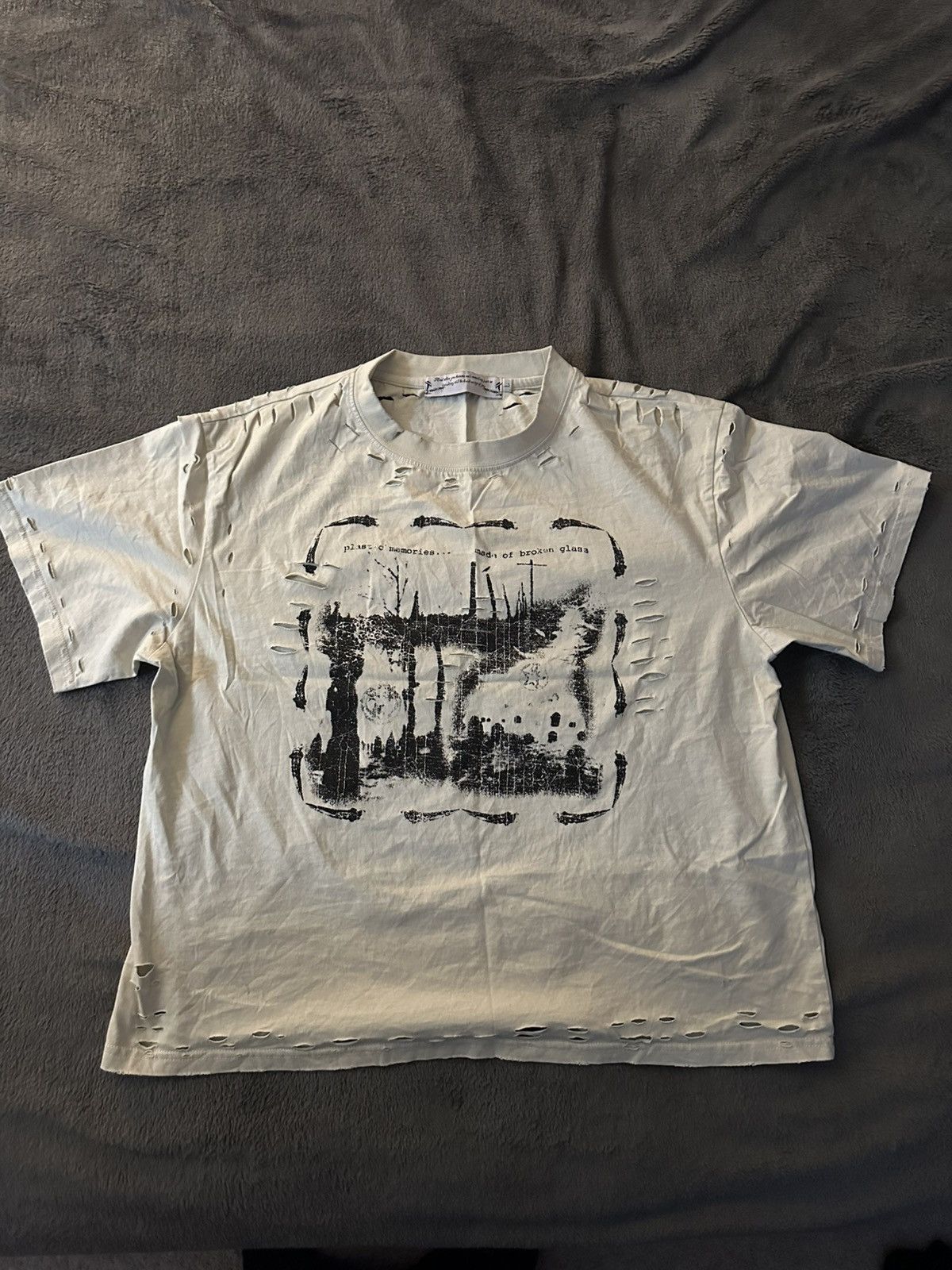 Wisdumb creme tee