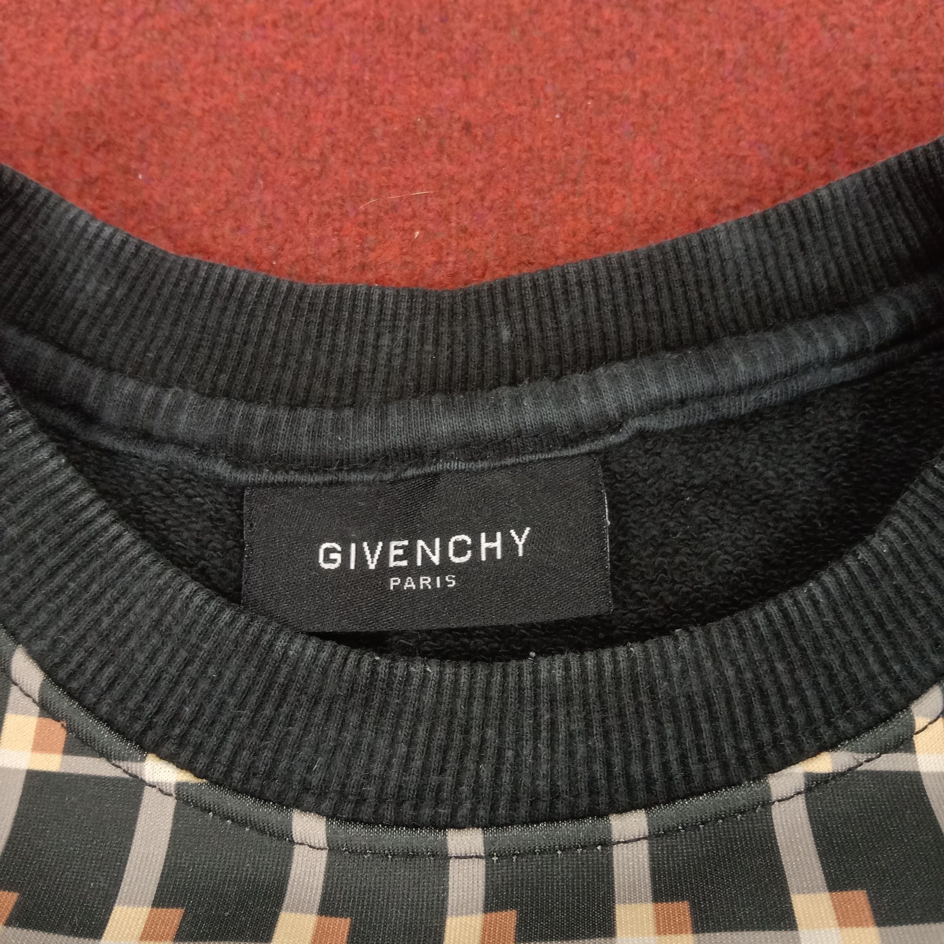 Vintage Givenchy Fashion Style Nice Design Sweatshirt dp1 Size US S / EU 44-46 / 1 - 7 Thumbnail