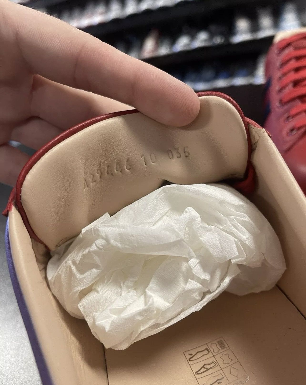 Gucci Size 10.5US/10G - Men's Gucci 429446 Ace Bee Sneakers Gucci Size US 10.5 / EU 43-44 - 12 Thumbnail