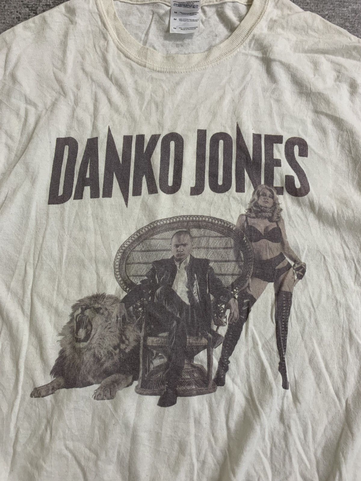 Band Tees Danko Jones Tour Tshirt Size US M / EU 48-50 / 2 - 2 Thumbnail