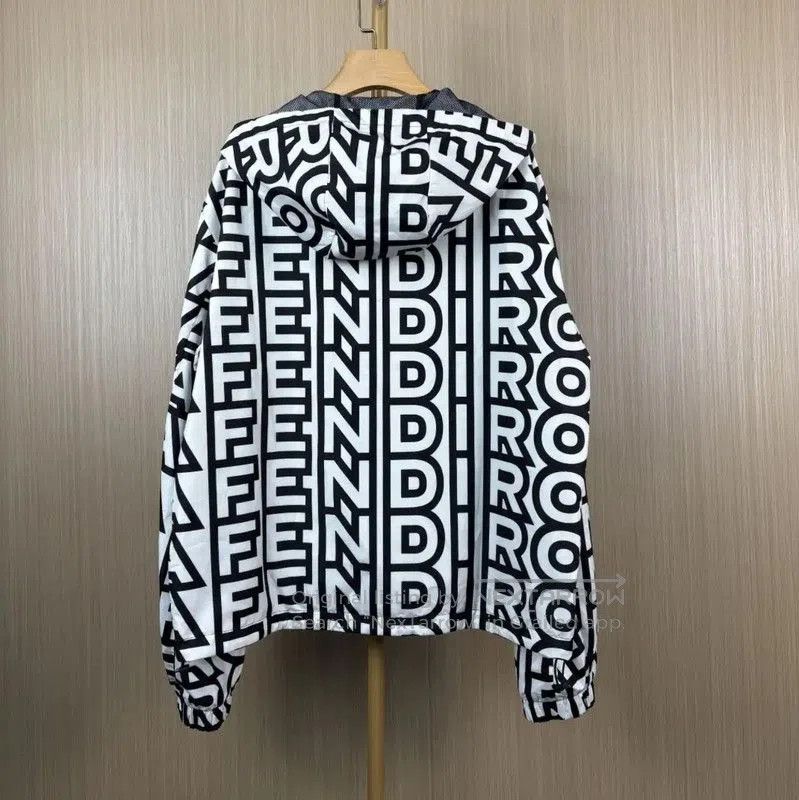 Fendi Fendi Color Block Nylon Spring Jacket . Size XXL / US 16-18 / IT 52-54 - 2 Thumbnail