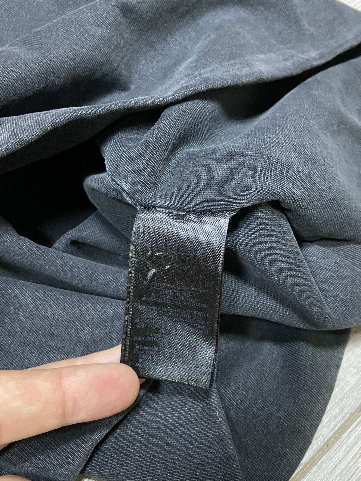 Balenciaga × Gap × Kanye West Yeezy Gap Balenciaga double layer dove No Seam Cropped Tee Size US L / EU 52-54 / 3 - 7 Thumbnail