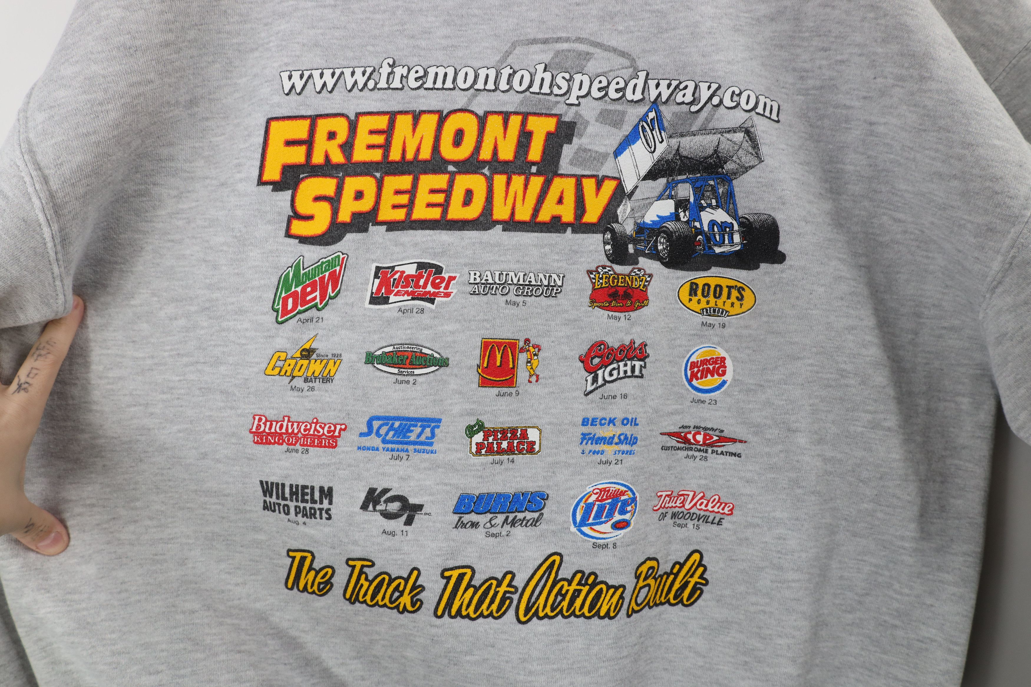 Vintage Vintage Y2K 2007 Fremont Speedway Car Racing Sweatshirt Gray Size US XL / EU 56 / 4 - 9 Thumbnail