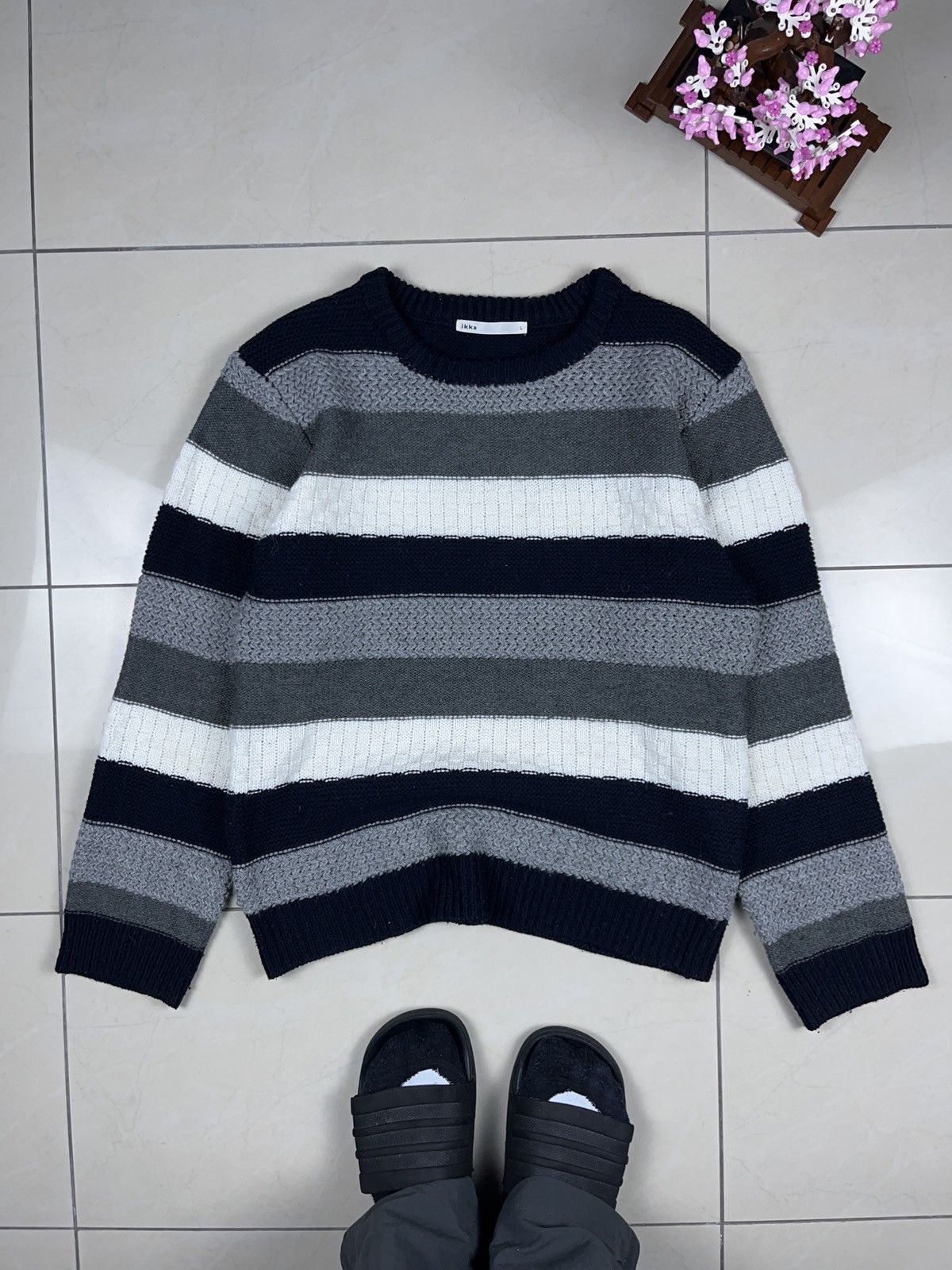 Japanese Brand ➕ ikka Japan striped essential sweater multi pattern Size US L / EU 52-54 / 3 - 1 Thumbnail