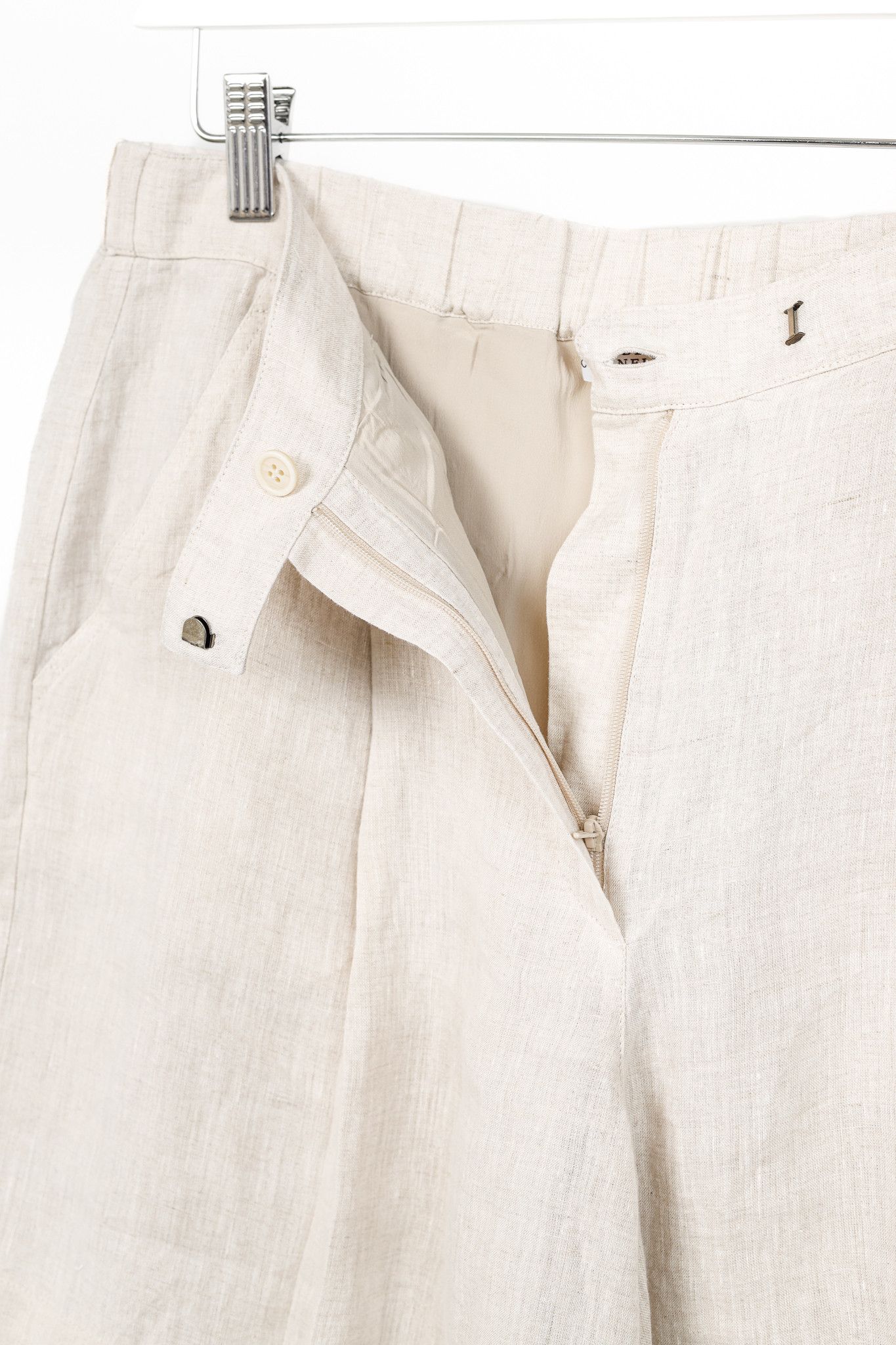 Brunello Cucinelli Brunello Cucinelli Beige Linen Pleat-Front Shorts Size 30" / US 8 / IT 44 - 5 Thumbnail