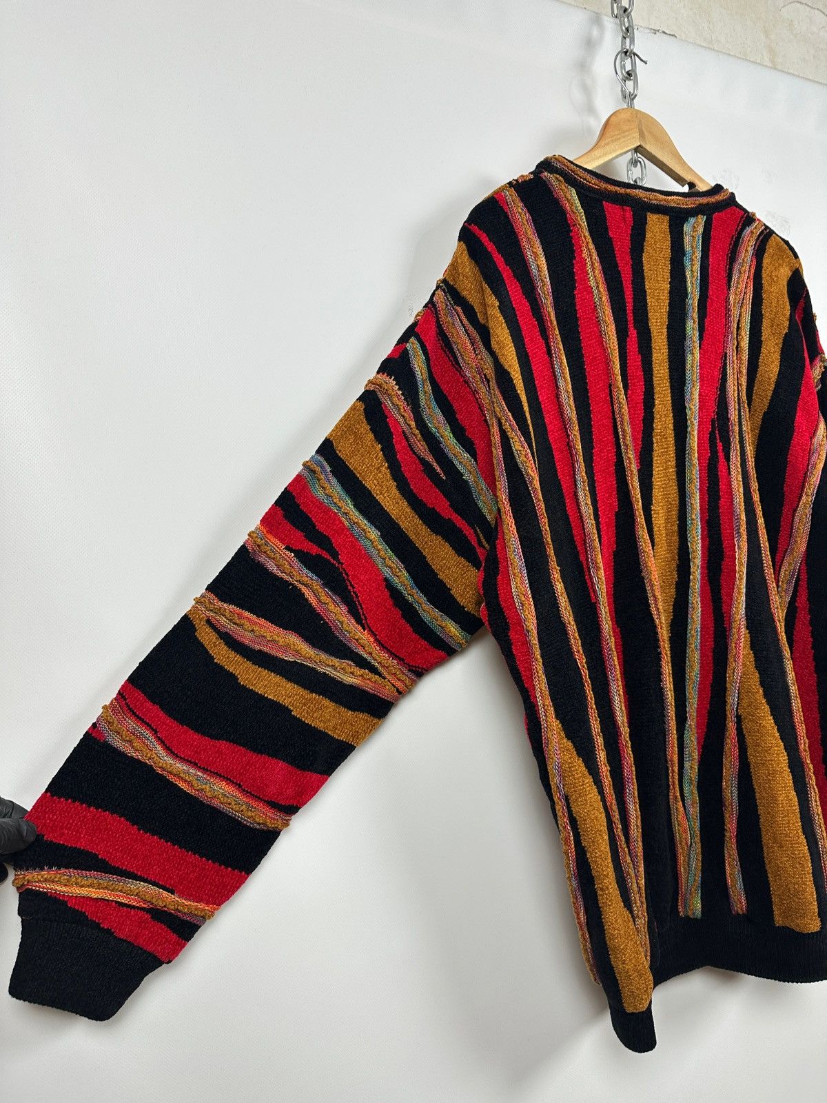 Tundra Canada Vintage Tundra Canada 3D Knit Coogi Style Sweater Size US XXL / EU 58 / 5 - 16 Thumbnail