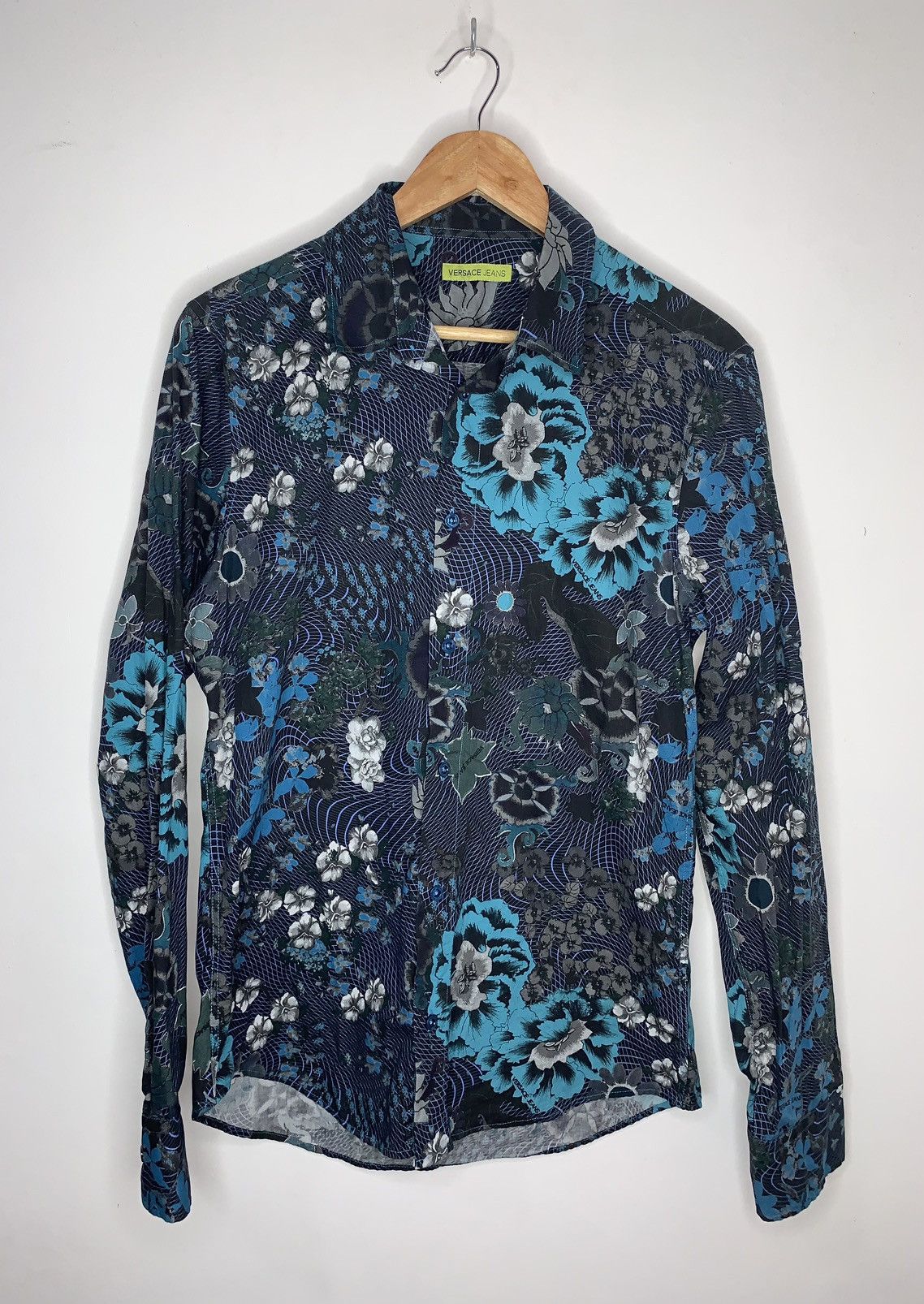 image of Versace Shirt For Womens (Size XL)