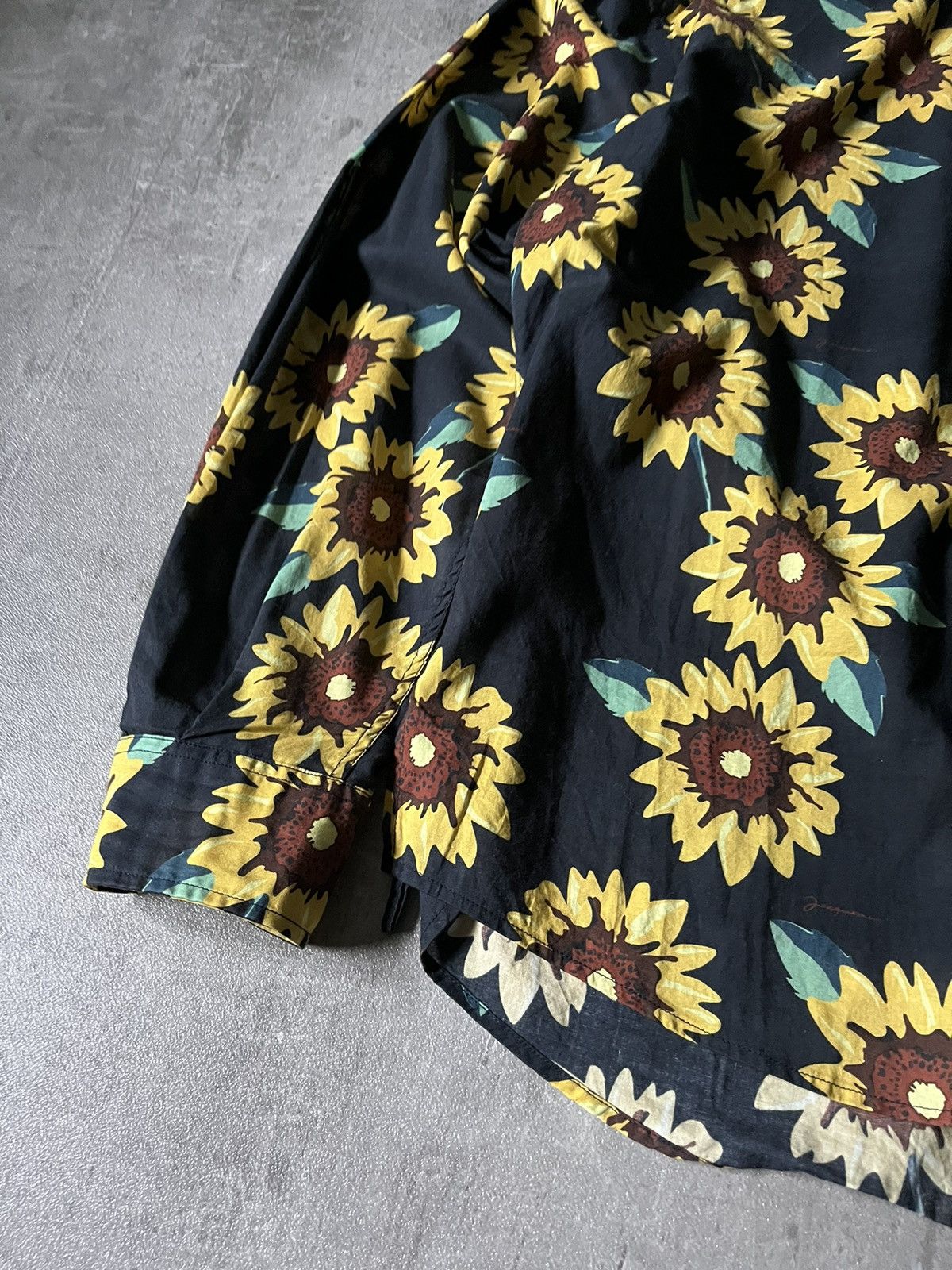 Jacquemus Jacquemus sunflower black button up shirt Size US L / EU 52-54 / 3 - 2 Thumbnail