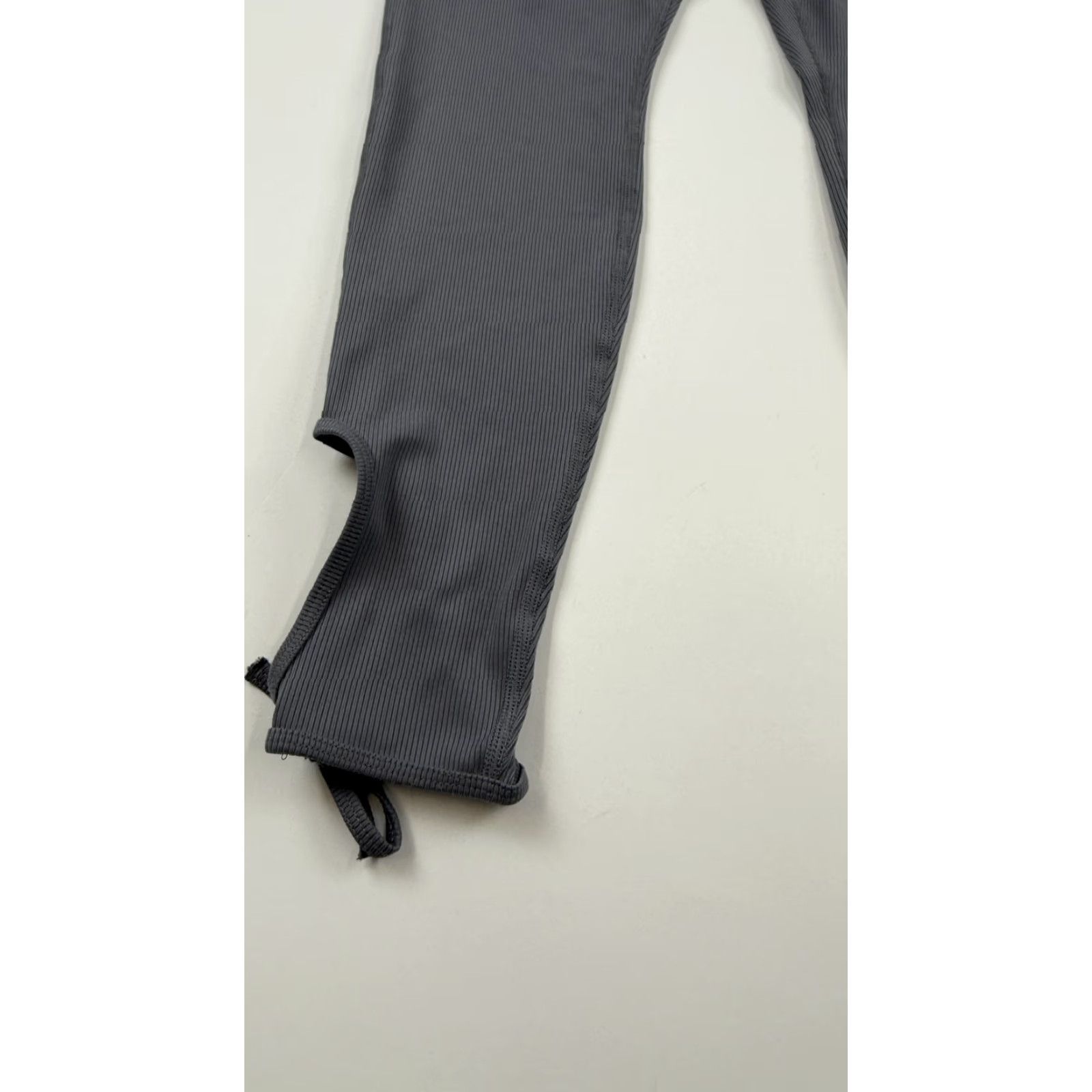 Nike Nike Dri-Fit Pants Womens Medium Gray Ribbed High Waist Stirrup Tights BV4568-056 Size 32" / US 10 / IT 46 - 3 Thumbnail