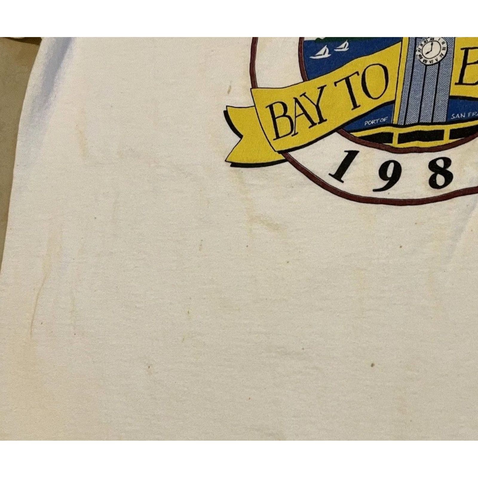 Vintage VINTAGE Bay To Breakers Shirt 80s Grunge White L Mens Golden Gate Bridge California Striped Single Stitch T-Shirt Size US L / EU 52-54 / 3 - 7 Thumbnail