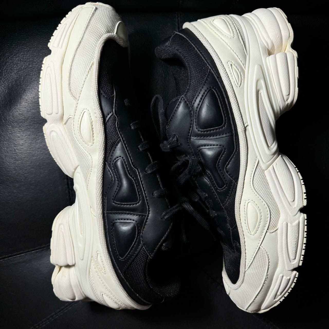 Adidas × Raf Simons 11,5us Adidas Raf Simons Ozweego White Size US 11.5 / EU 44-45 - 4 Thumbnail