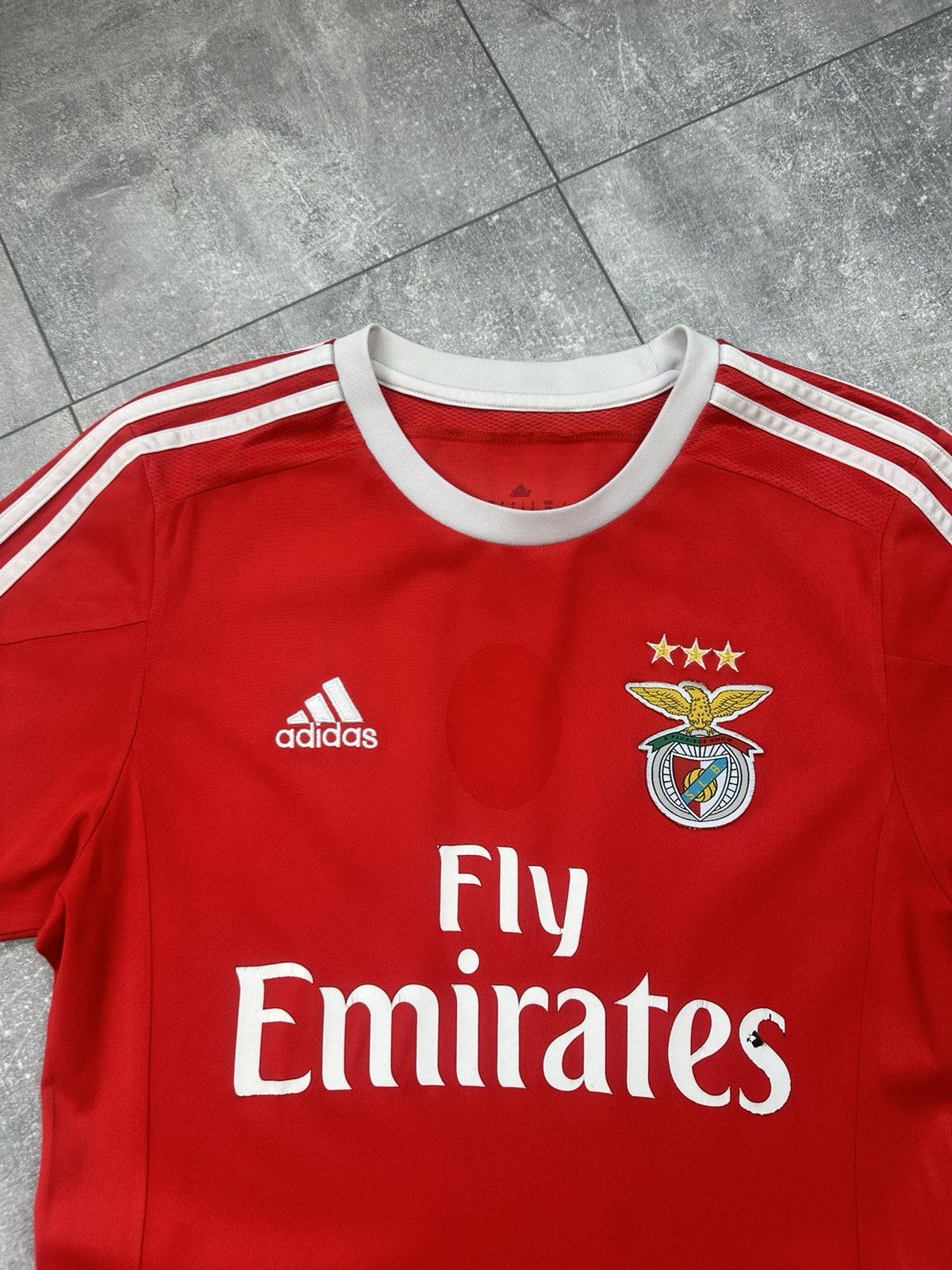 Vintage Adidas Benfica 2015/16 Home Soccer Jersey S.L.B Size US S / EU 44-46 / 1 - 2 Thumbnail