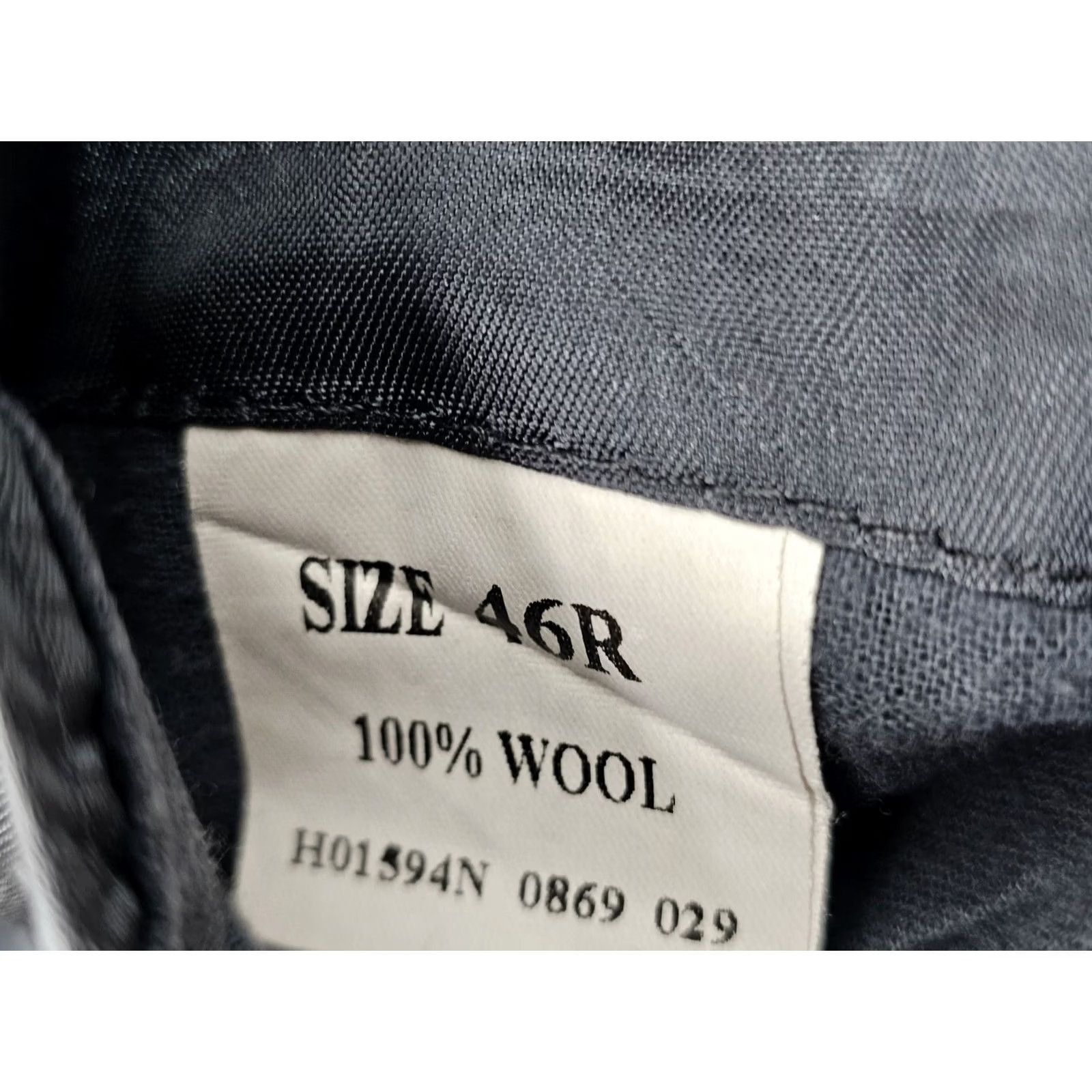 Jos. A. Bank Jos. A. Bank 100% Wool Black Pinstripe Suit 2-Button Coat Men 46R Lined Jacket Jacket Single-Breasted Notch 46R Black Mens Size 46R - 6 Thumbnail