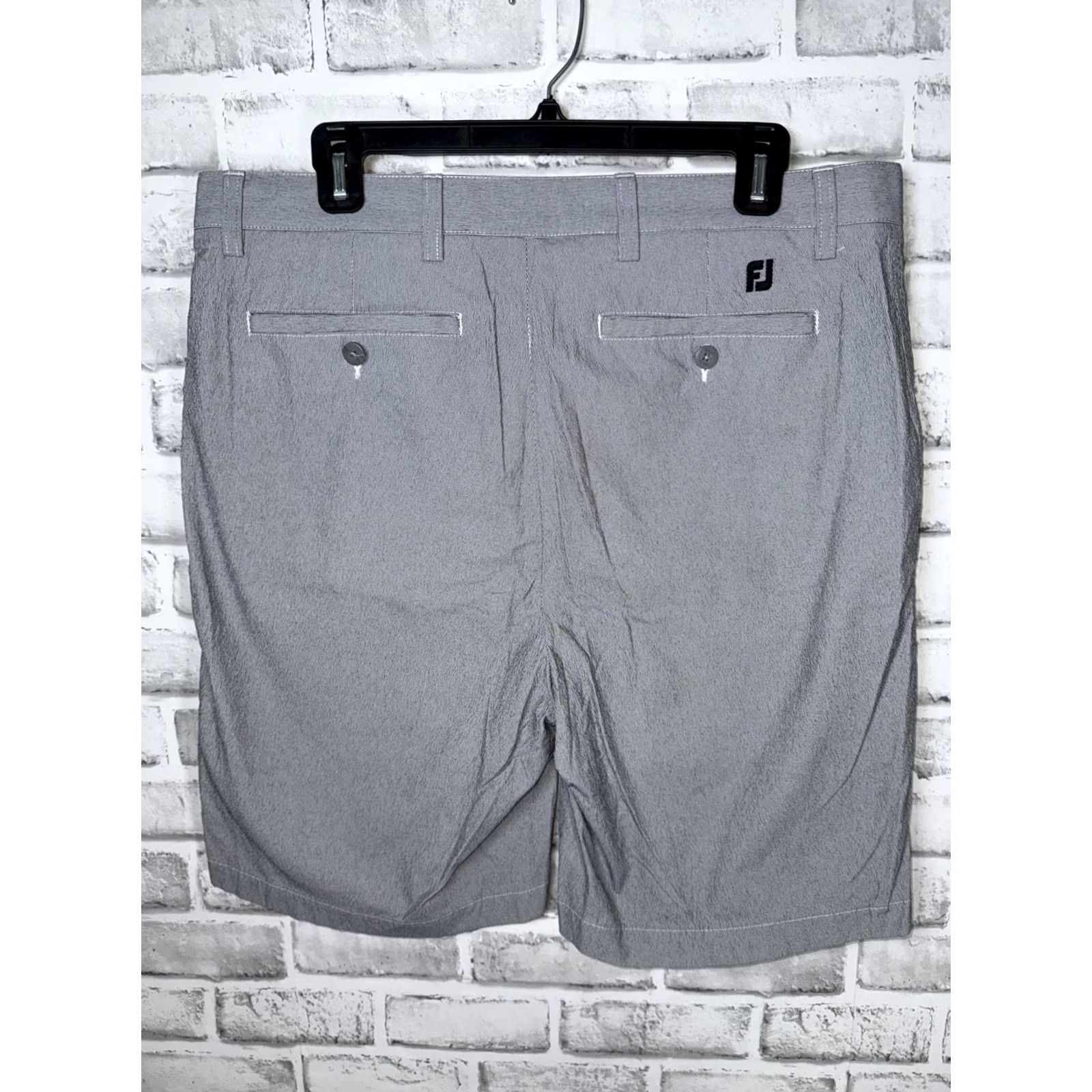 Footjoy Footjoy Gray Striped Nylon Golf Shorts Men 34 Size US 34 / EU 50 - 8 Thumbnail