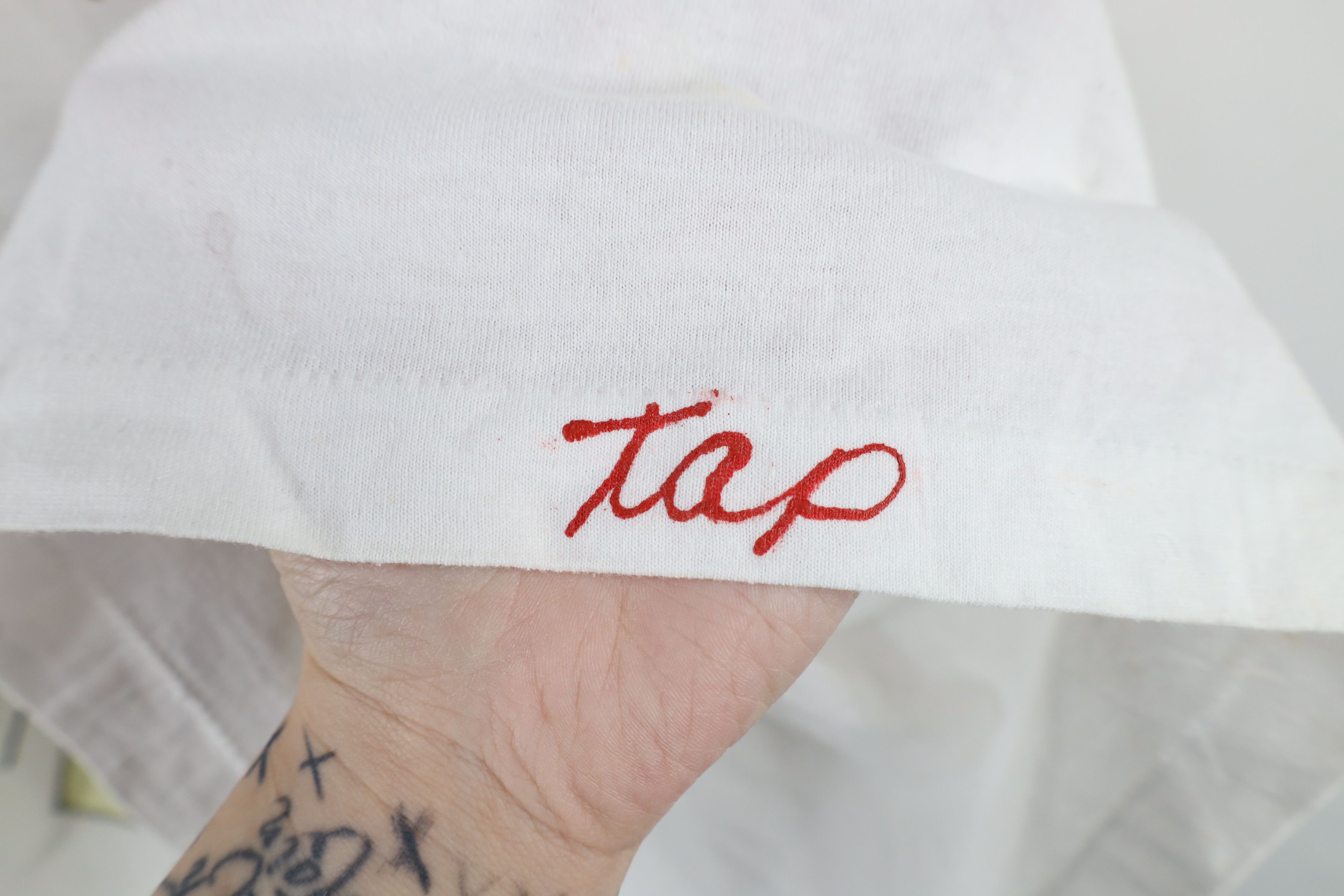 Vintage Vintage 90s Streetwear Abstract Jeweled T-Shirt White USA Size XL / US 12-14 / IT 48-50 - 10 Thumbnail