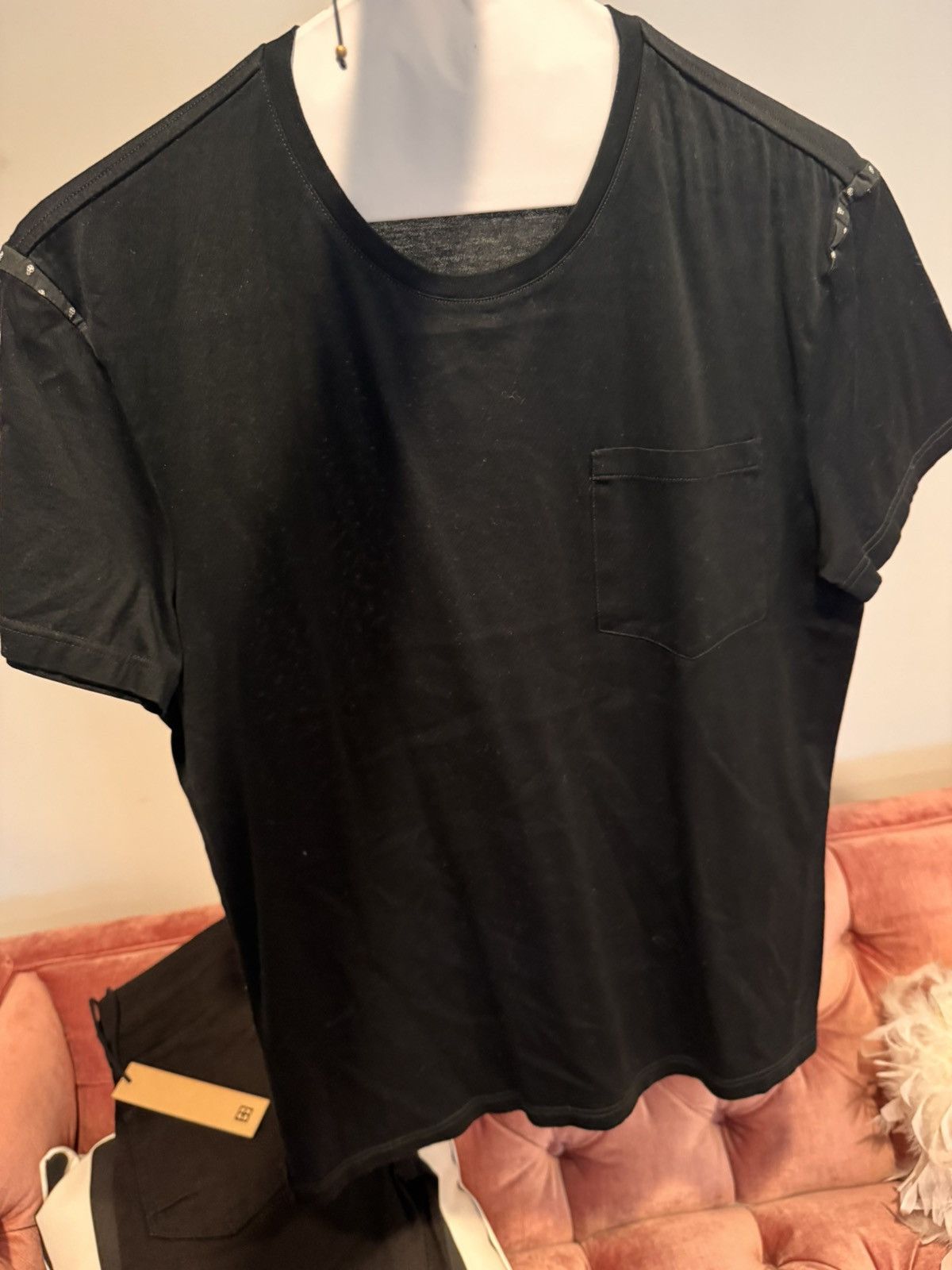 Alexander McQueen Alexander Mcqueen black shirt with skull sleeve details Size US S / EU 44-46 / 1 - 4 Thumbnail