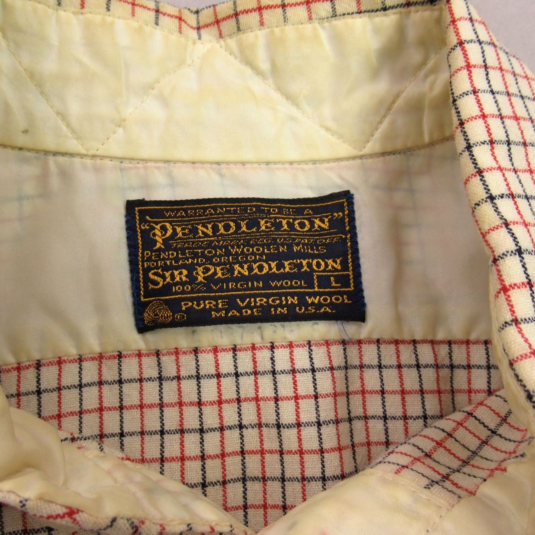 Pendleton VINTAGE Pendleton Shirt Mens Large Long Sleeve Button Front Pocket Casual Checks Size US L / EU 52-54 / 3 - 3 Thumbnail