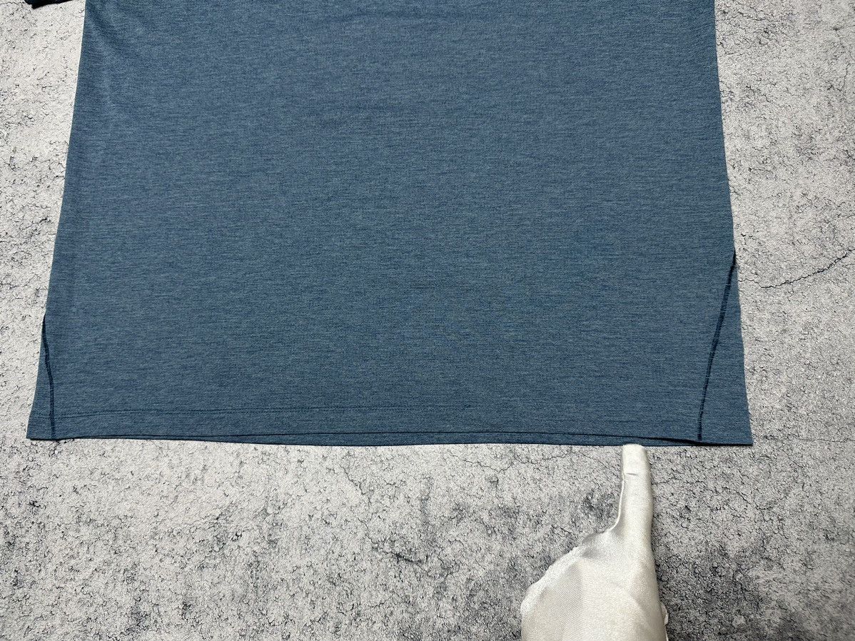 Arc'teryx Arcteryx Cormac Crew Reflective Logo T-Shirt Size US M / EU 48-50 / 2 - 9 Thumbnail