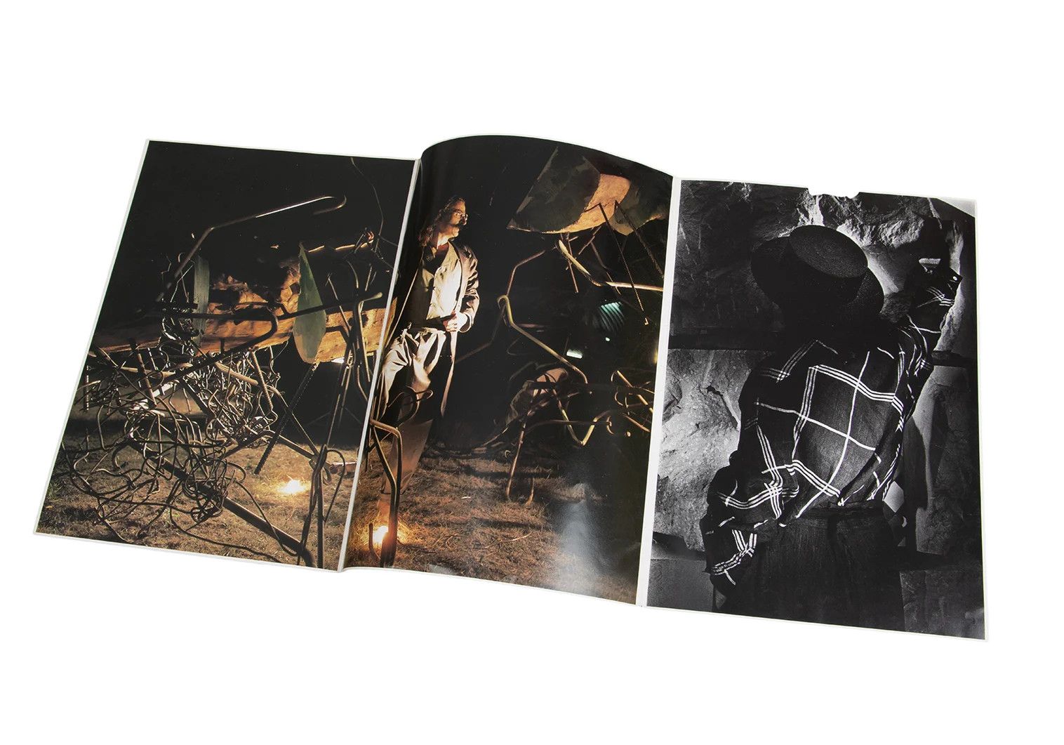 Yohji Yamamoto Yohji Yamamoto Spring Summer 1986 Visual Magazine Size ONE SIZE - 4 Thumbnail
