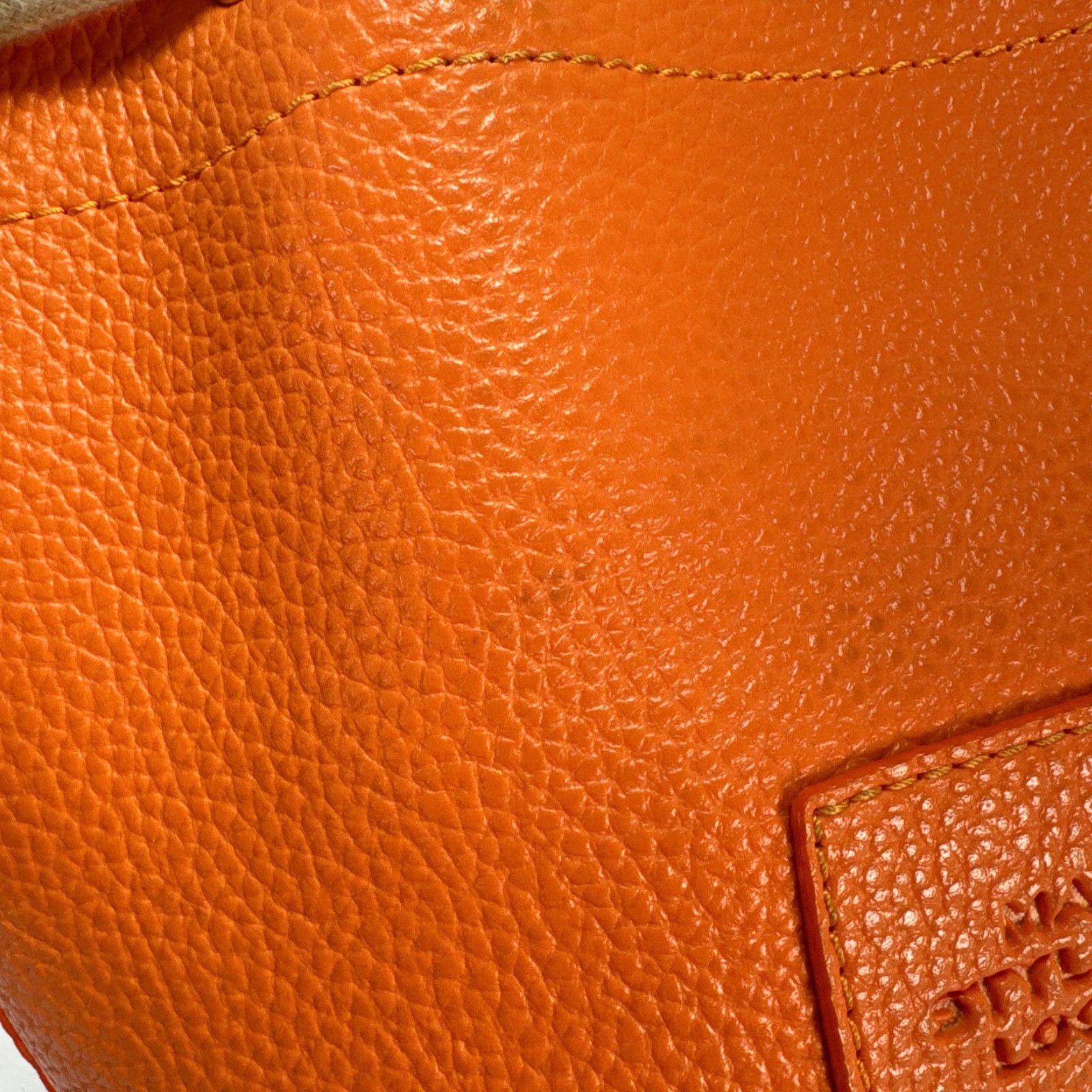 Marc Jacobs The Marc Jacob Bucket Bag Large Orange Leather Purse Size ONE SIZE - 5 Thumbnail
