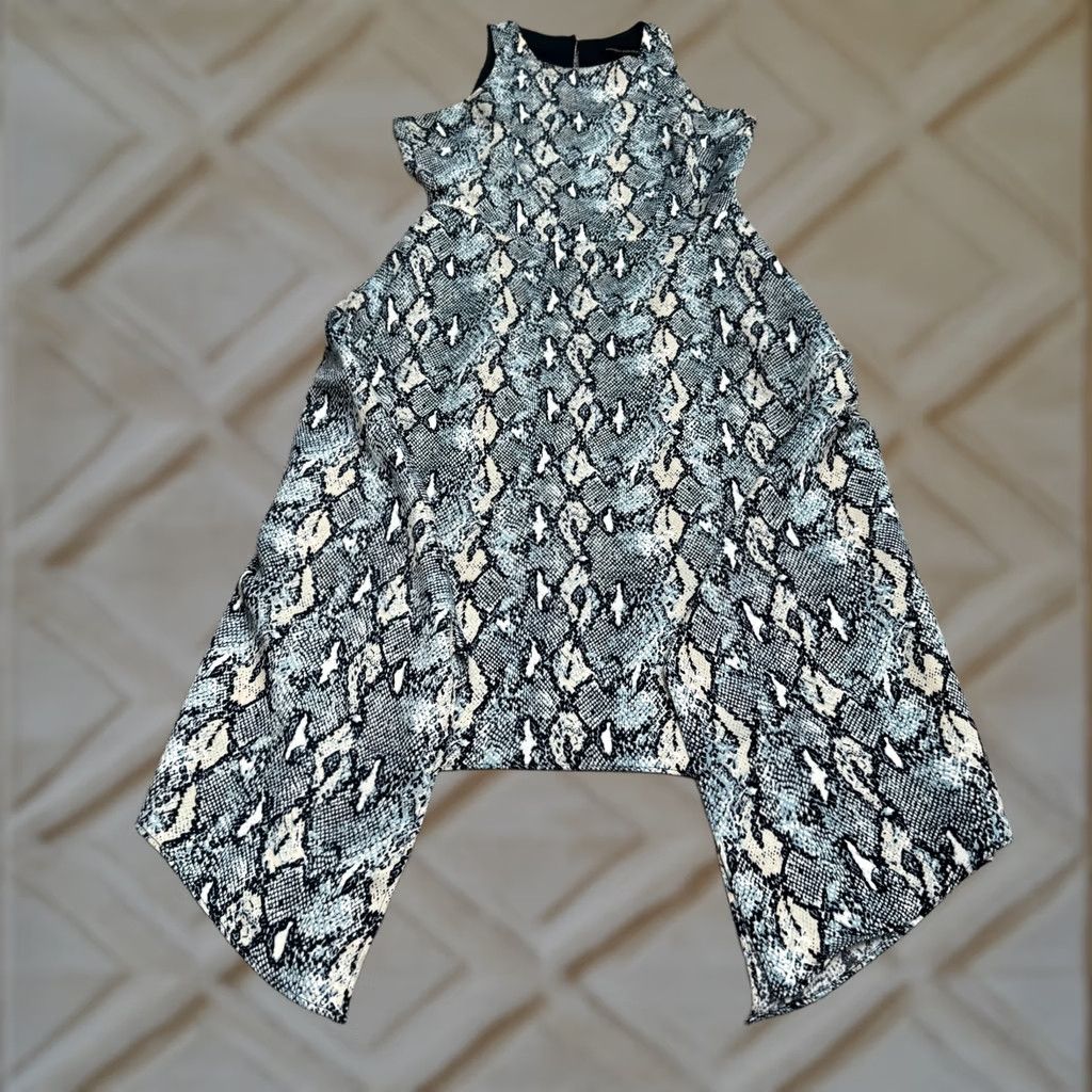 Banana Republic Banana Republic Blue Snake Print Asymmetrical Handkerchief Dress Womens 4 Size S / US 4 / IT 40 - 1 Thumbnail