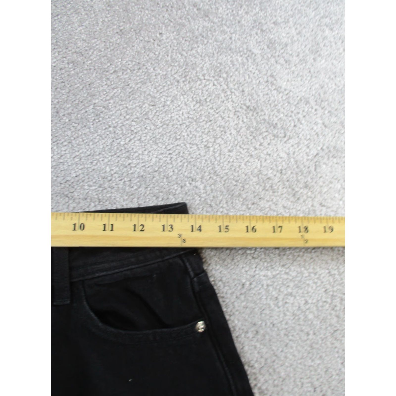 Zara Zara Jeans Womens 4 Black Denim High Rise Tapered Shirt? Size 27" / US 4 / IT 40 - 7 Thumbnail